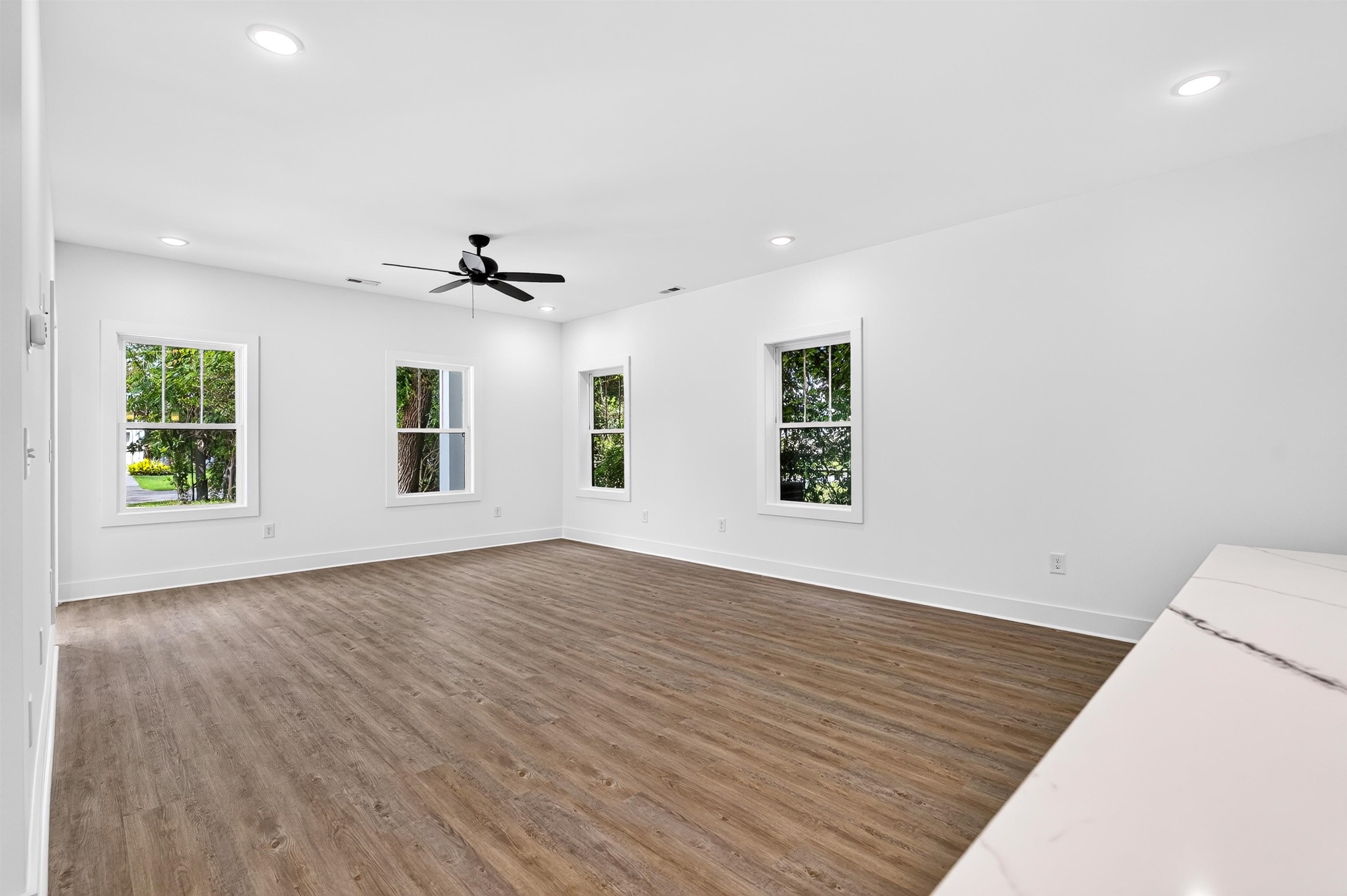 359 Sea Marsh Ave. Property Photo 14