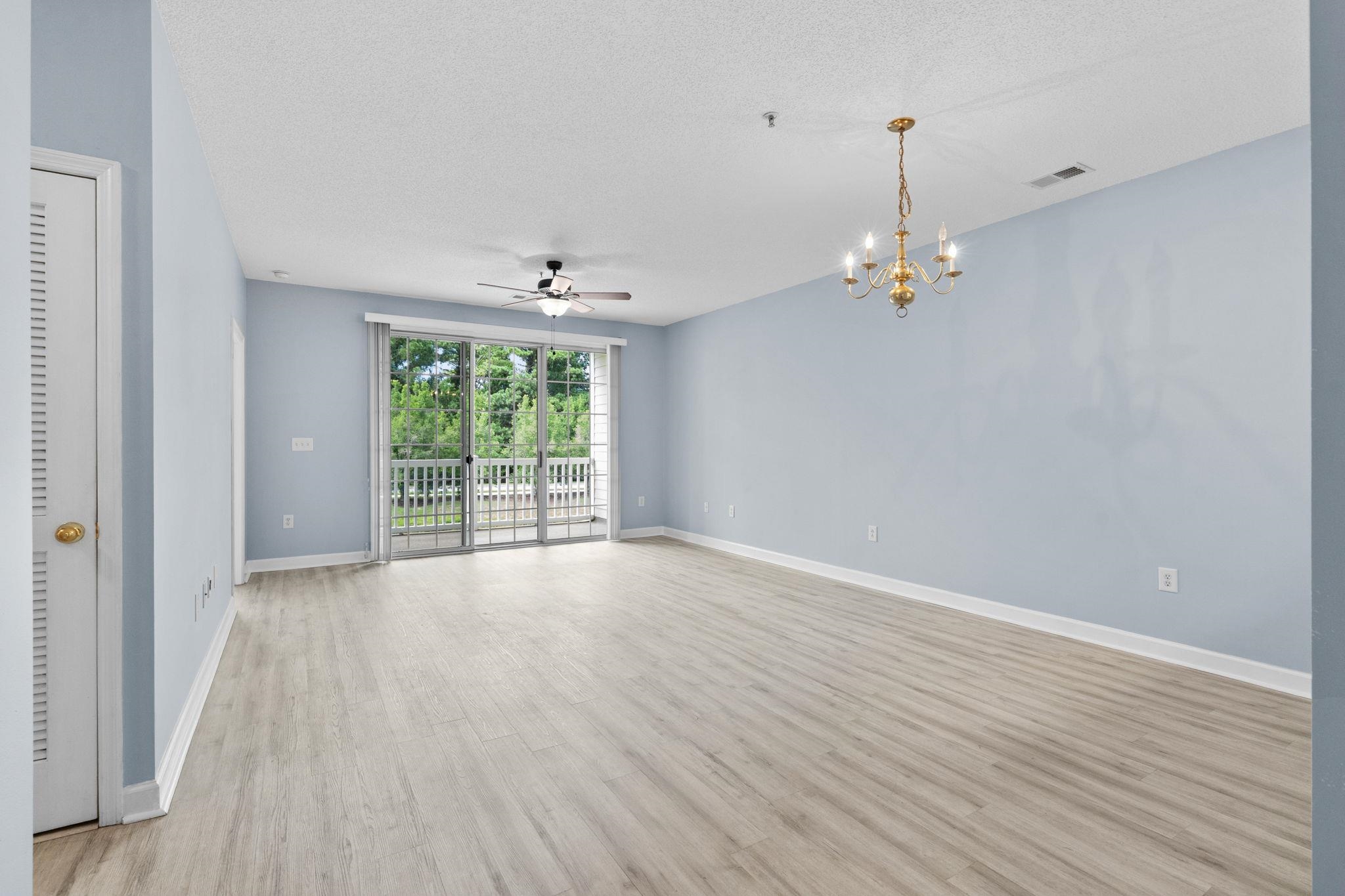 5825 Catalina Dr. Property Photo 14