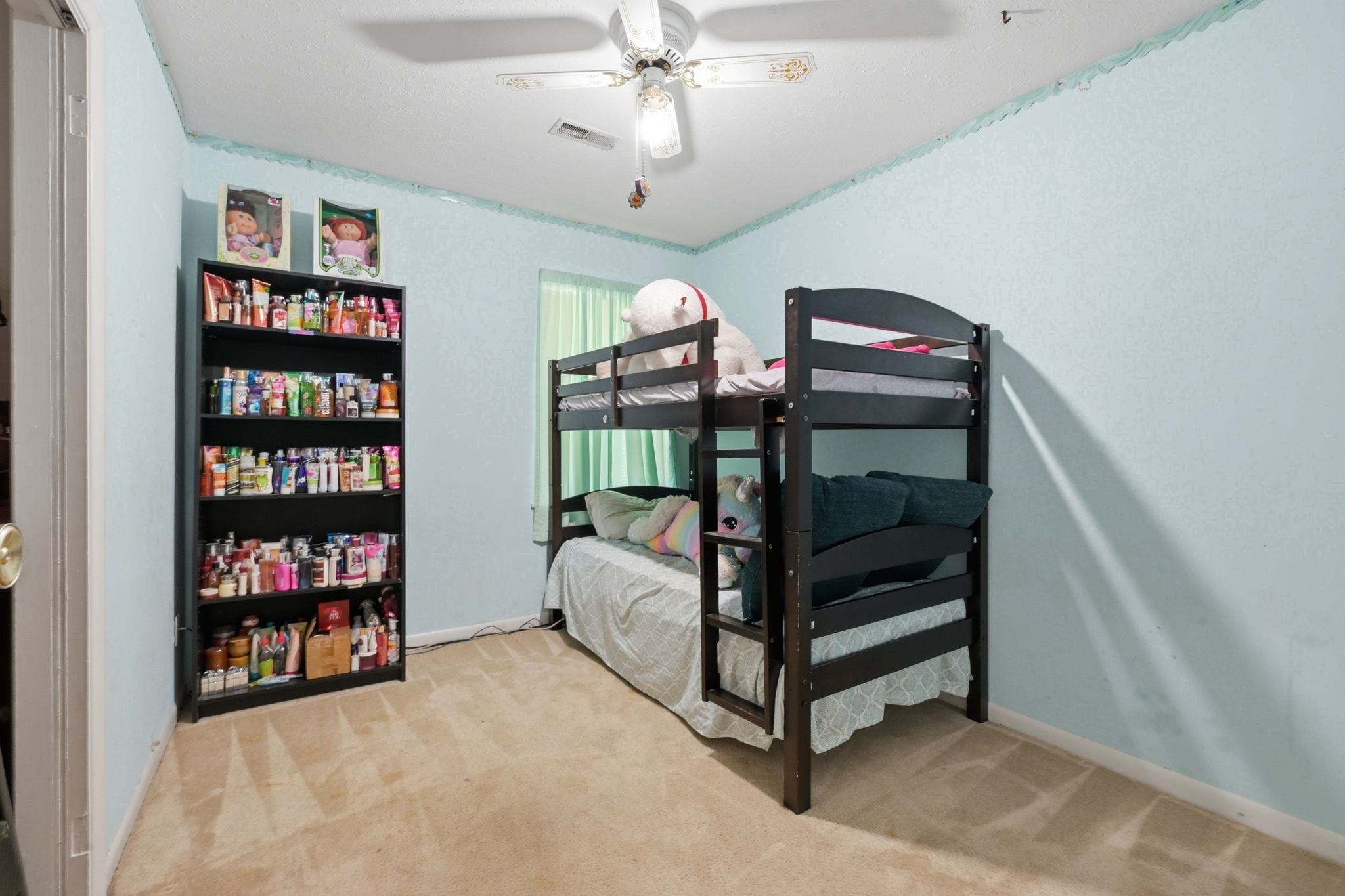 1261 Naylor Ave. Property Photo 13