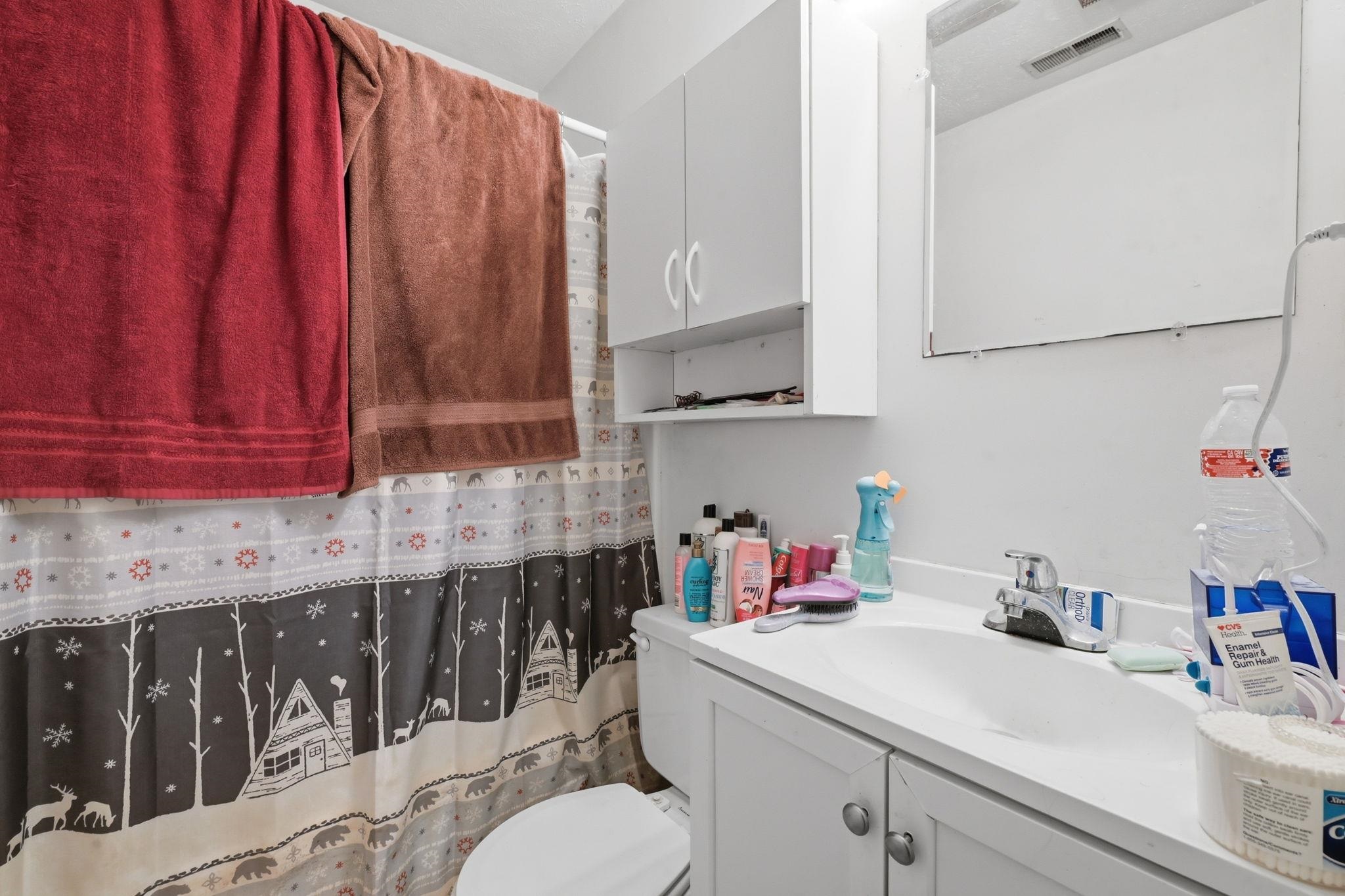 1261 Naylor Ave. Property Photo 15