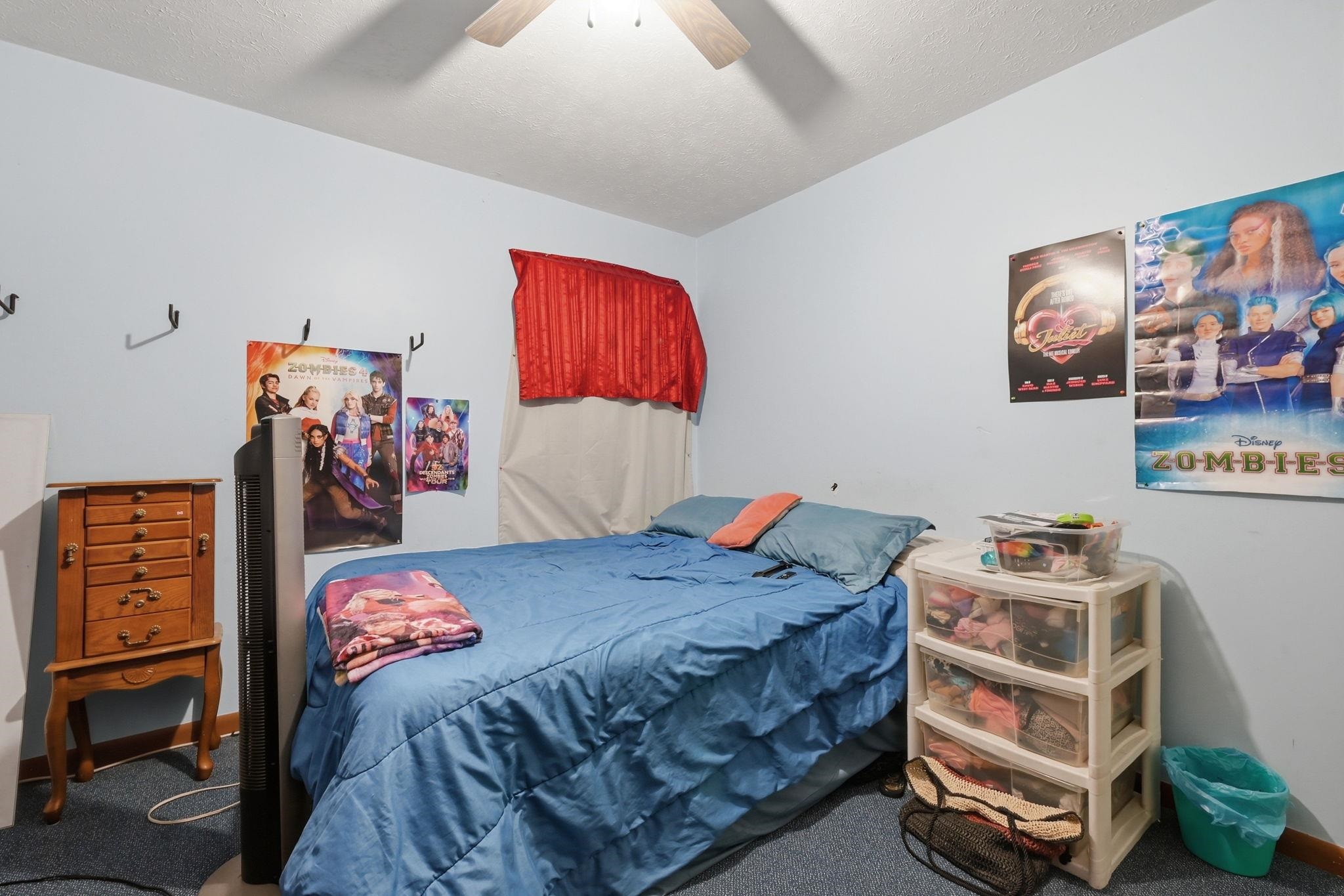 1261 Naylor Ave. Property Photo 17
