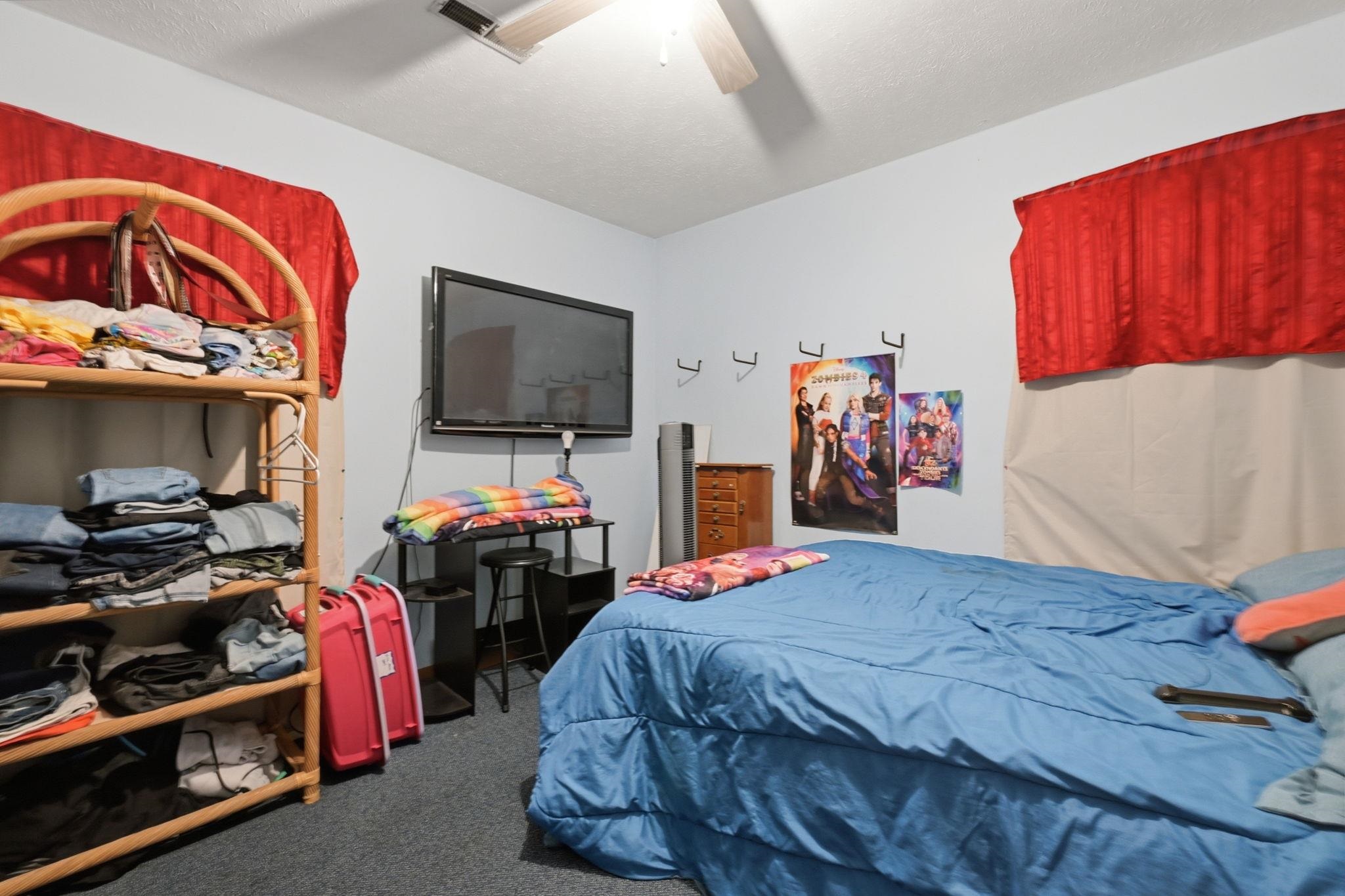 1261 Naylor Ave. Property Photo 18