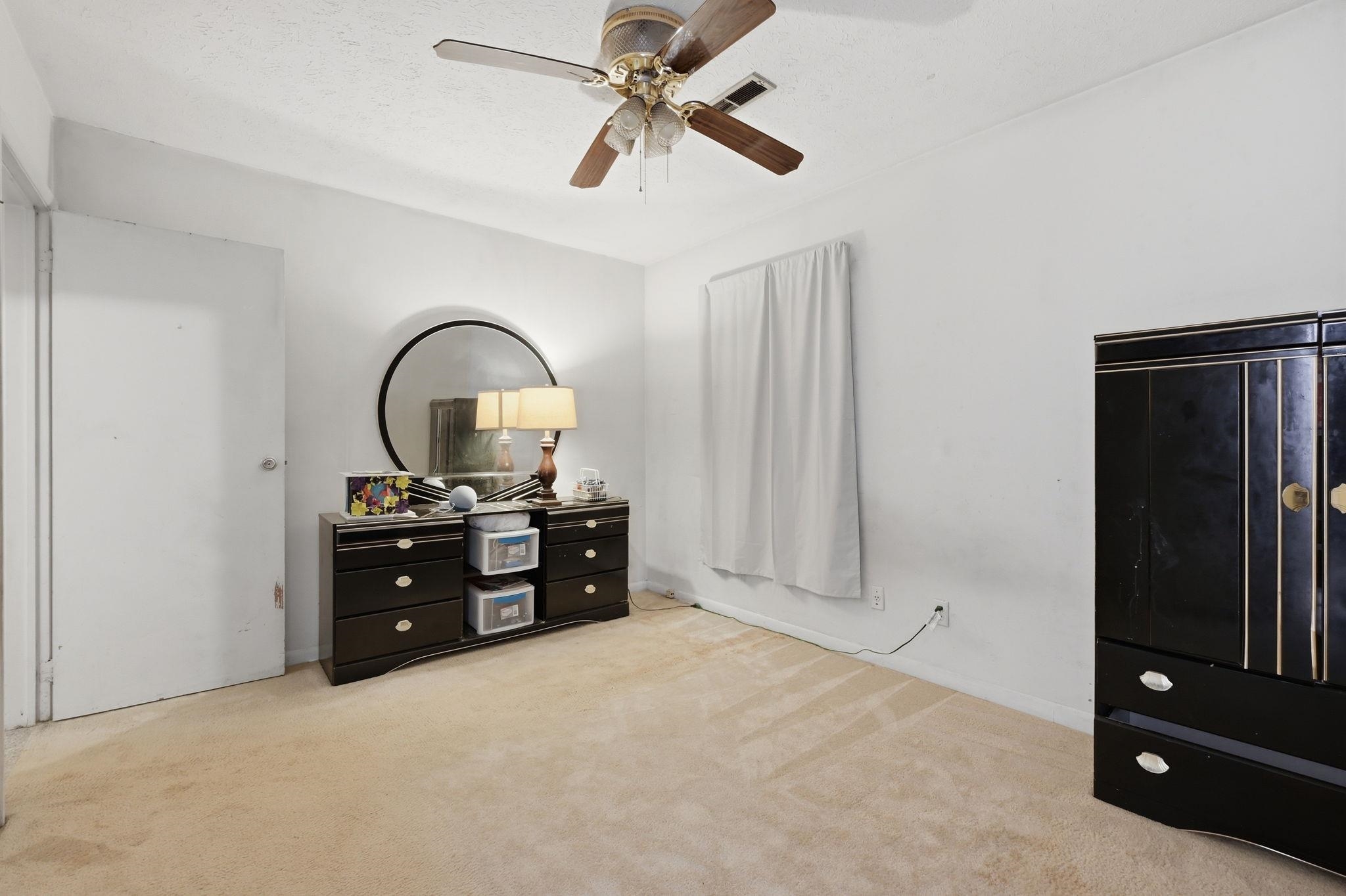 1261 Naylor Ave. Property Photo 20