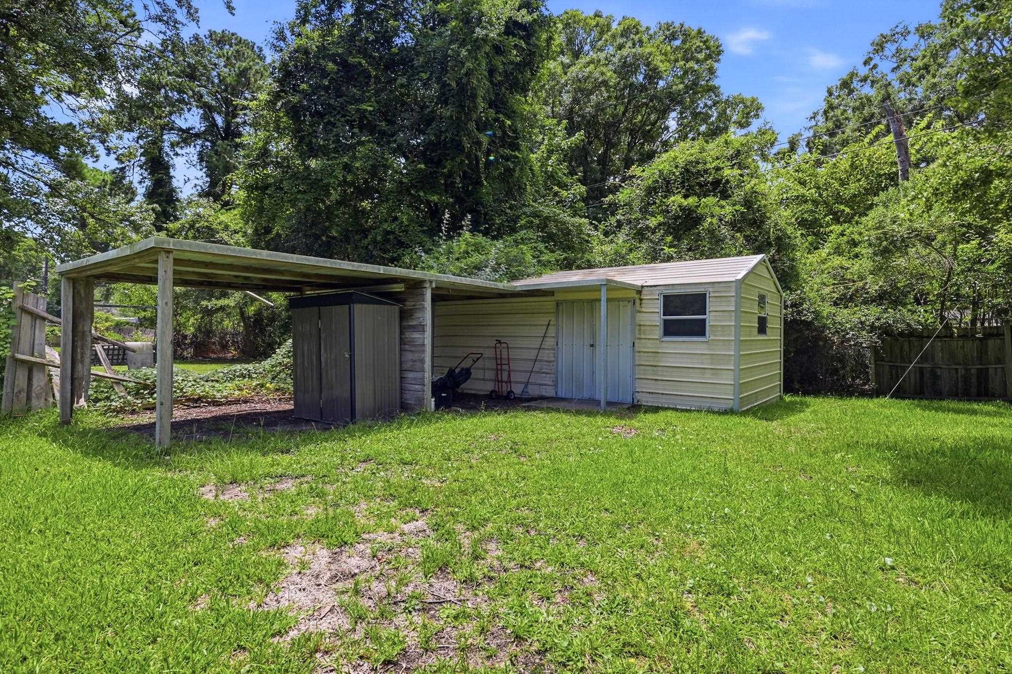 1261 Naylor Ave. Property Photo 24