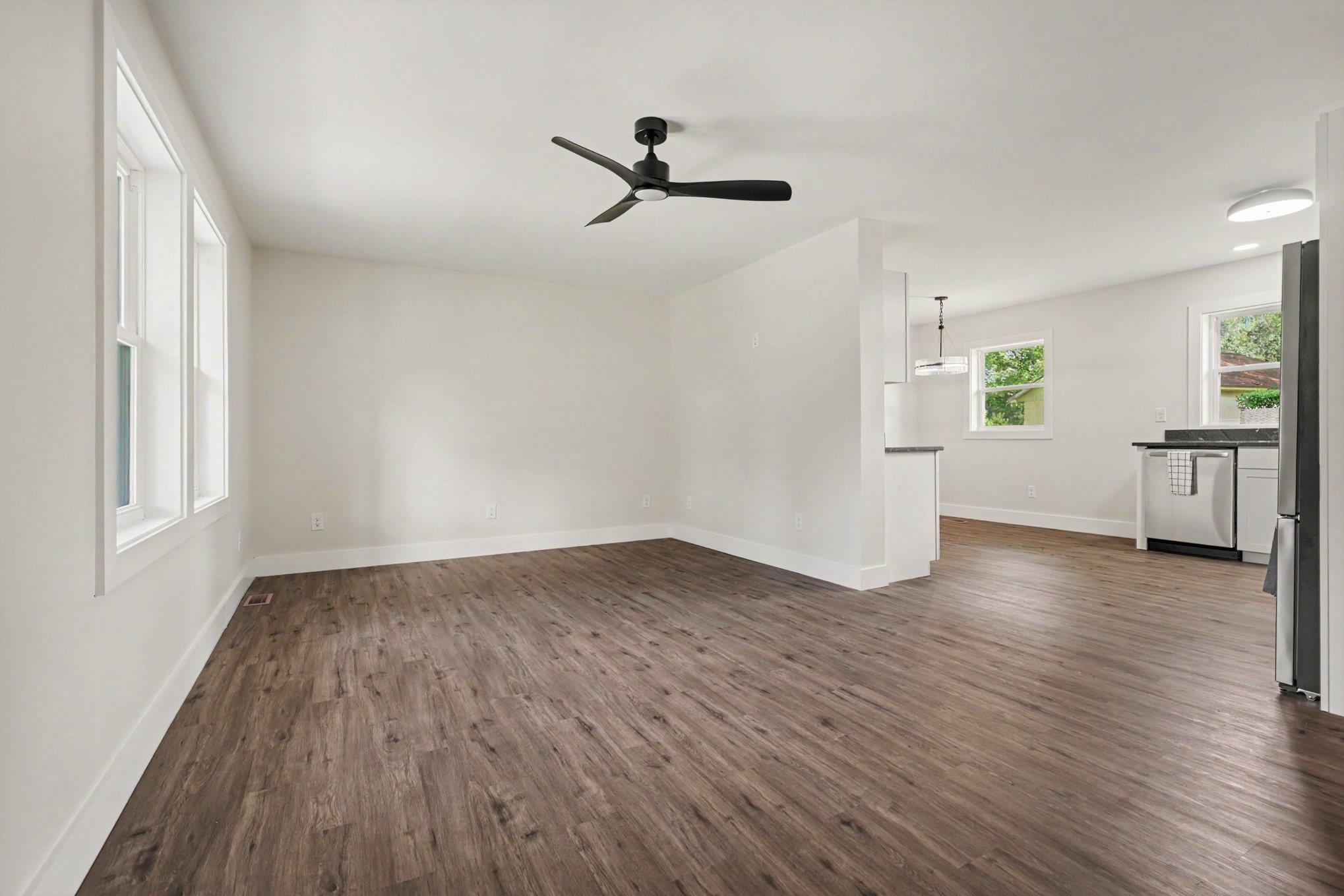 88 Juniper Pl. Property Photo 9
