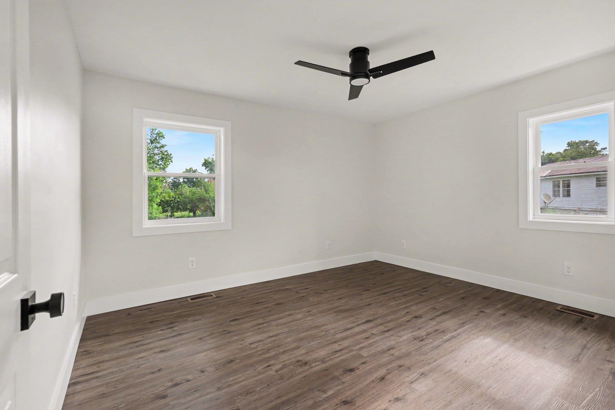 88 Juniper Pl. Property Photo 28