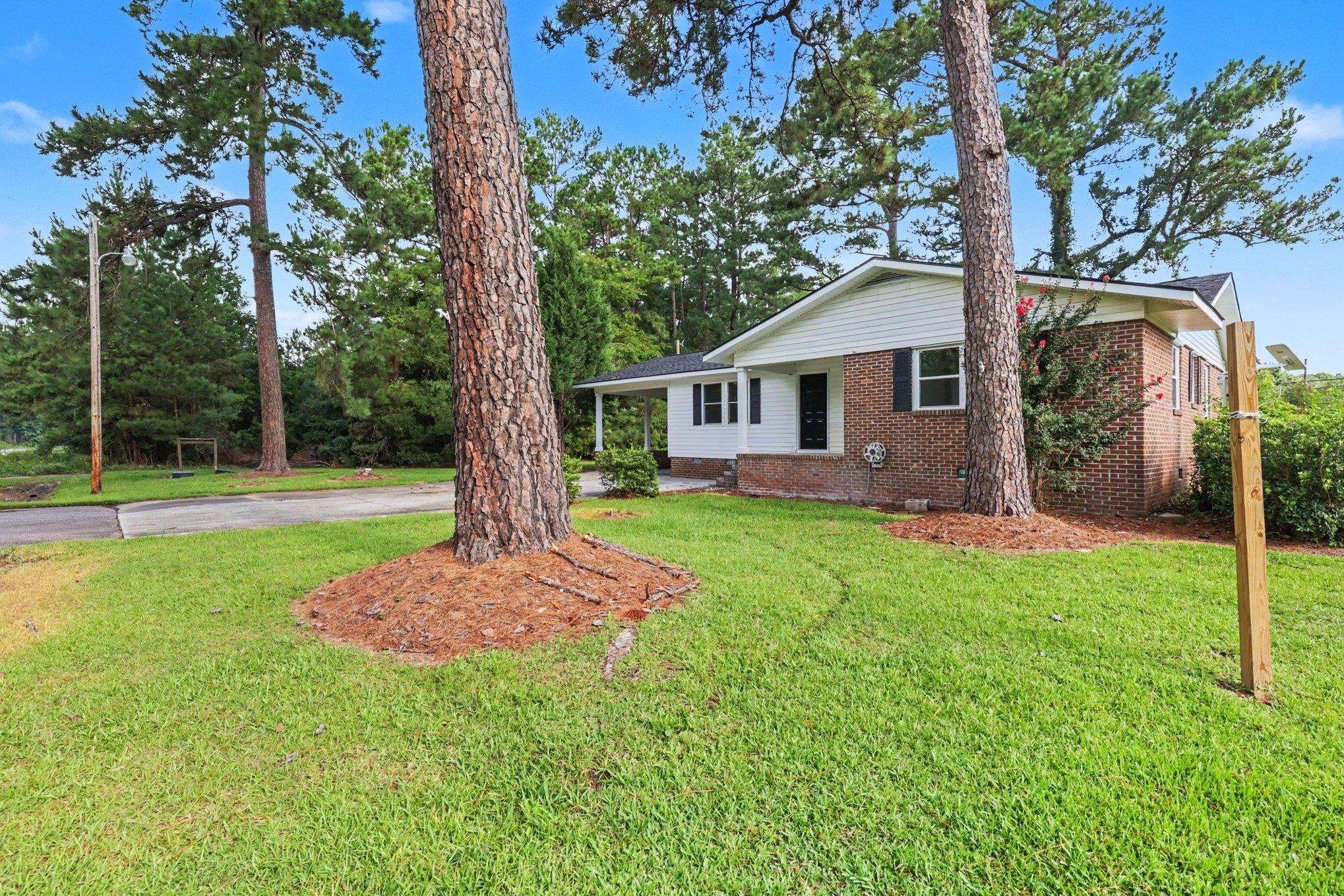 88 Juniper Pl. Property Photo 36