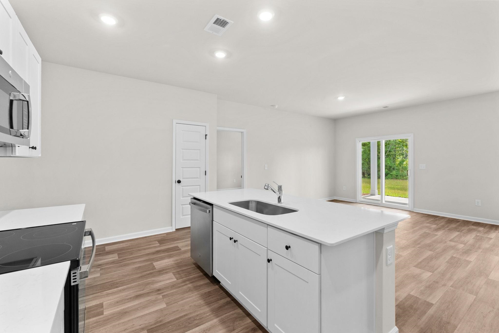 1039 Harbor Dr. Property Photo 16