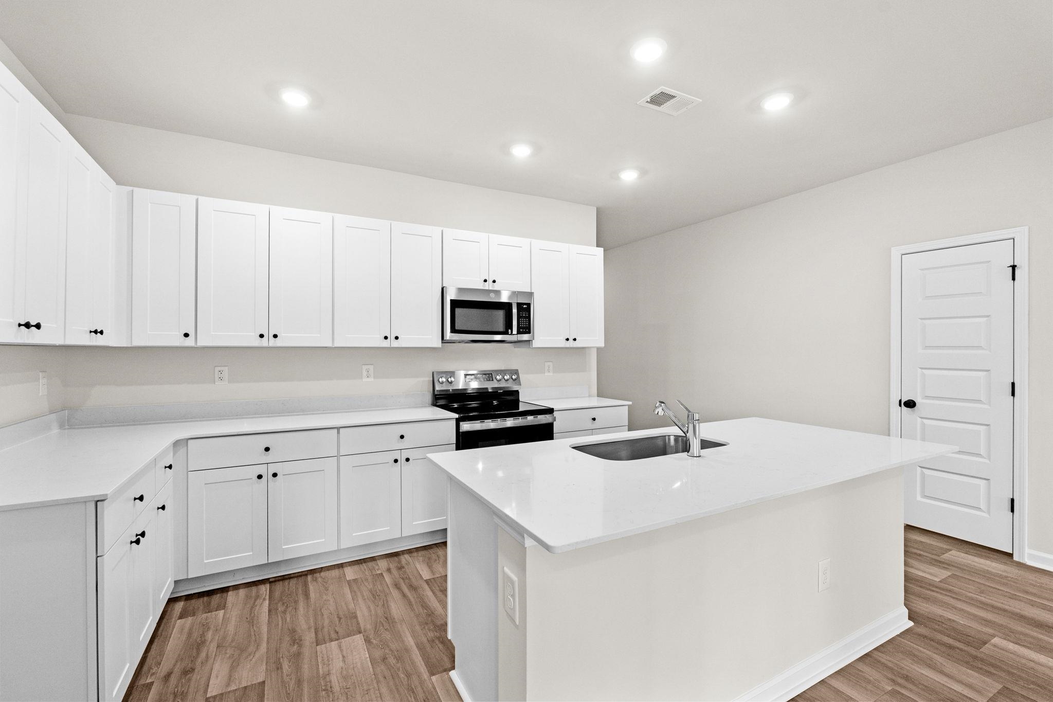 1039 Harbor Dr. Property Photo 18