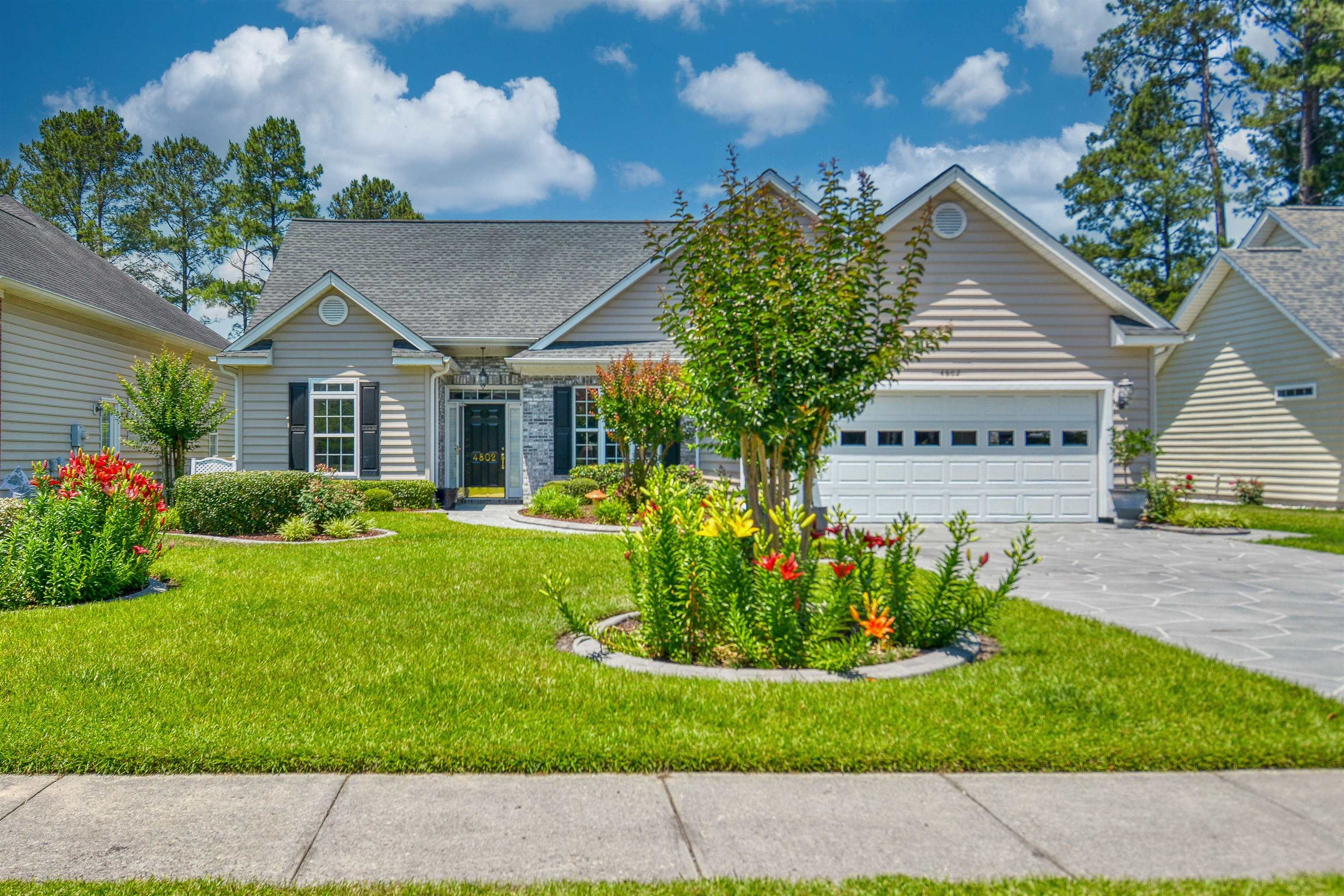 4802 Harvest Dr. Property Photo 1