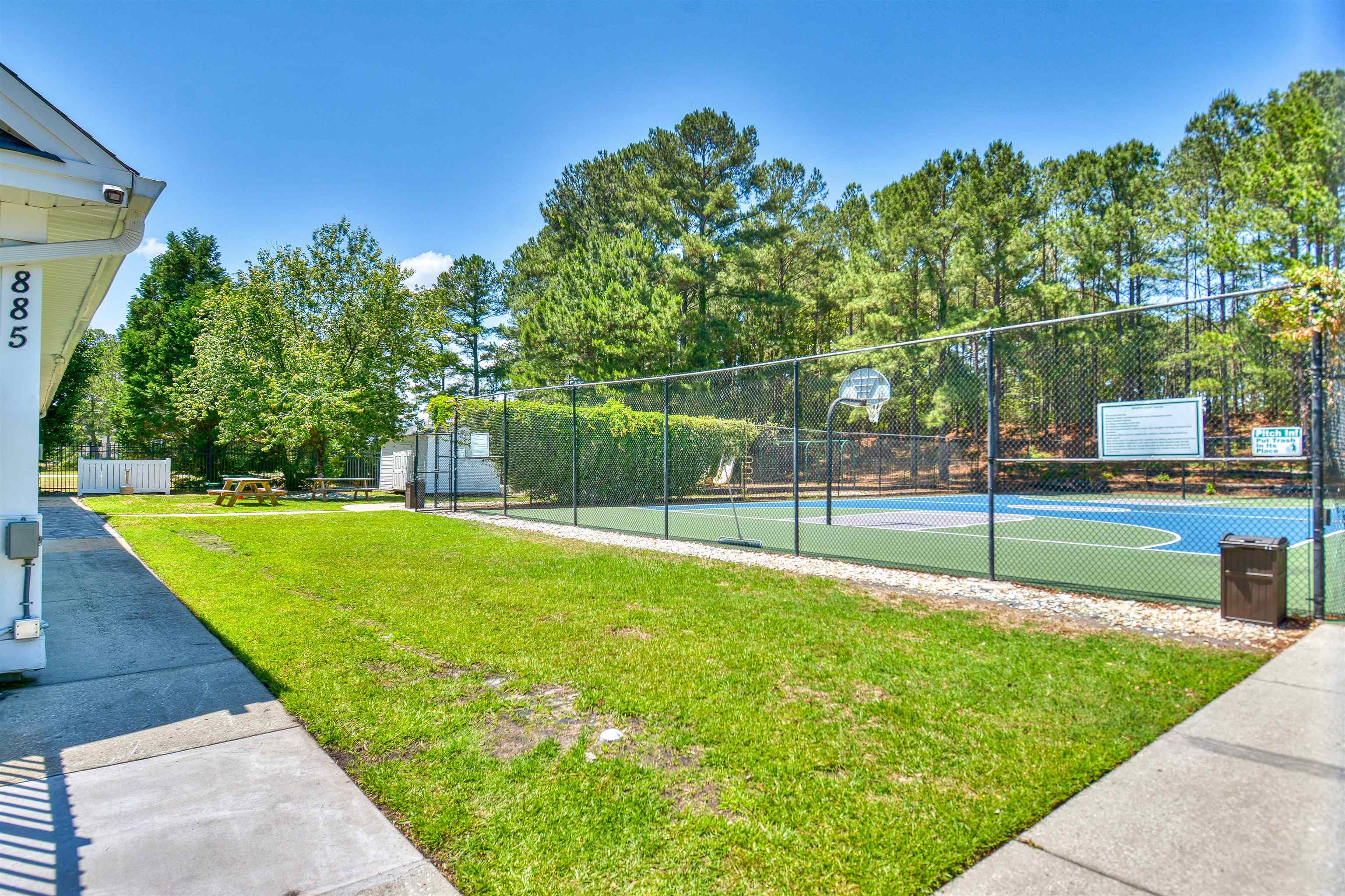 4802 Harvest Dr. Property Photo 11