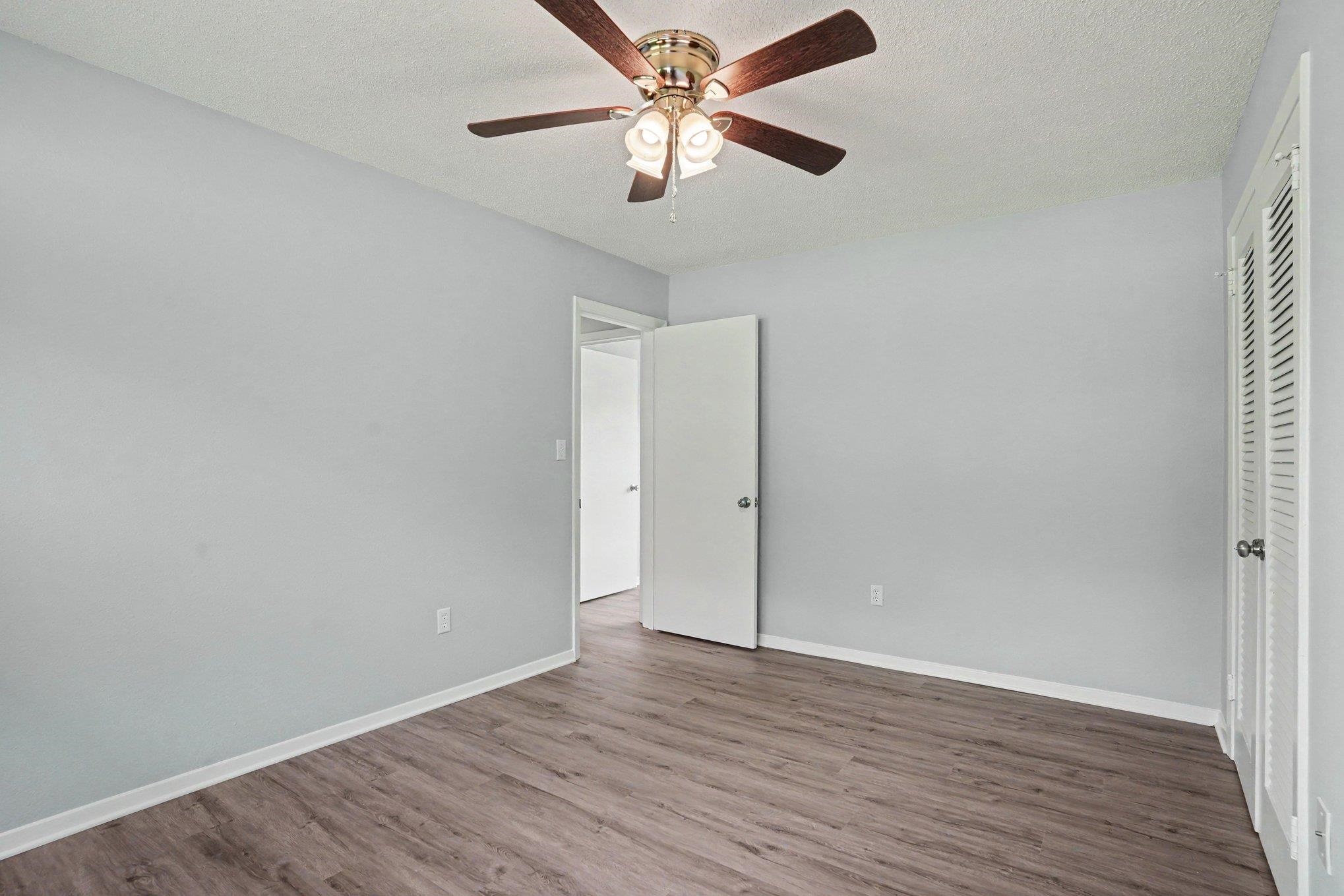 3931 Spruce Dr. Property Photo 16
