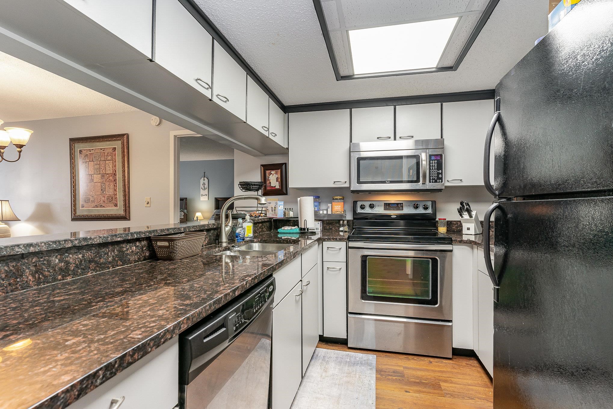 9820 Queensway Blvd. Property Photo 6