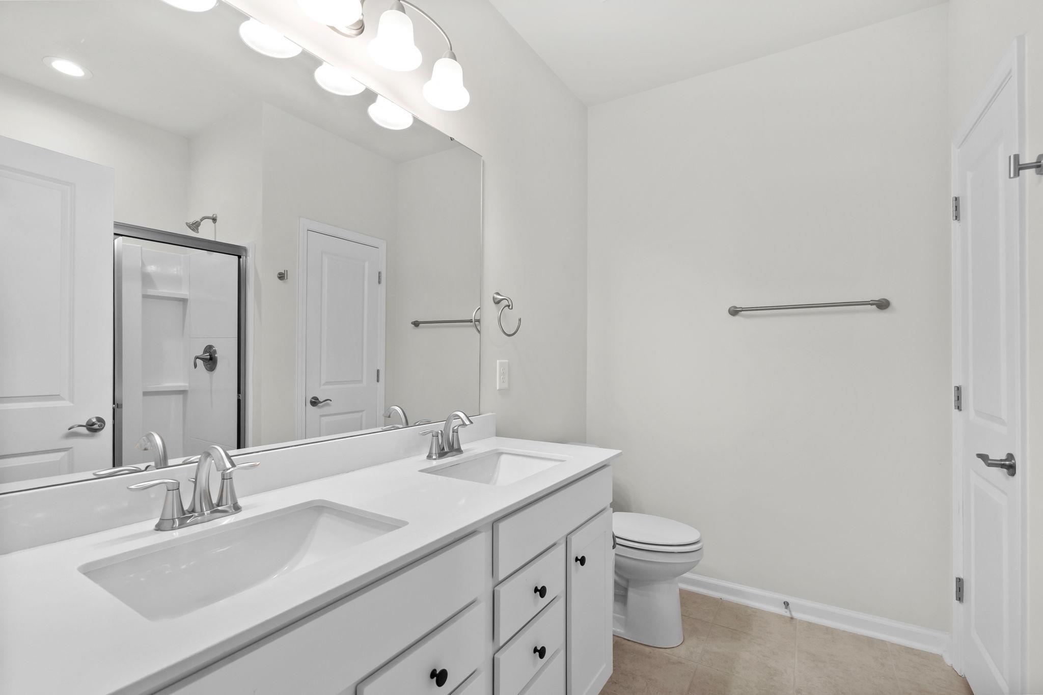 2878 Ellesmere Circle Property Photo 32
