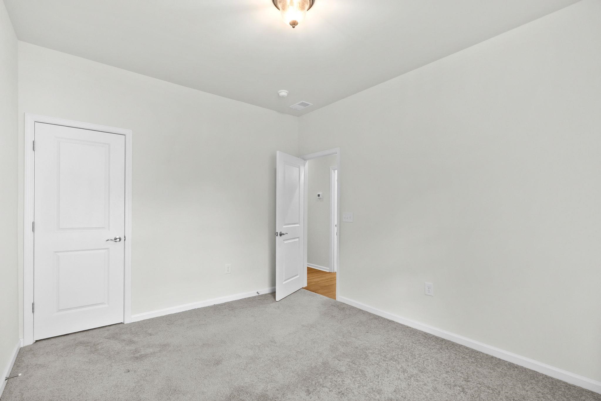 2878 Ellesmere Circle Property Photo 39