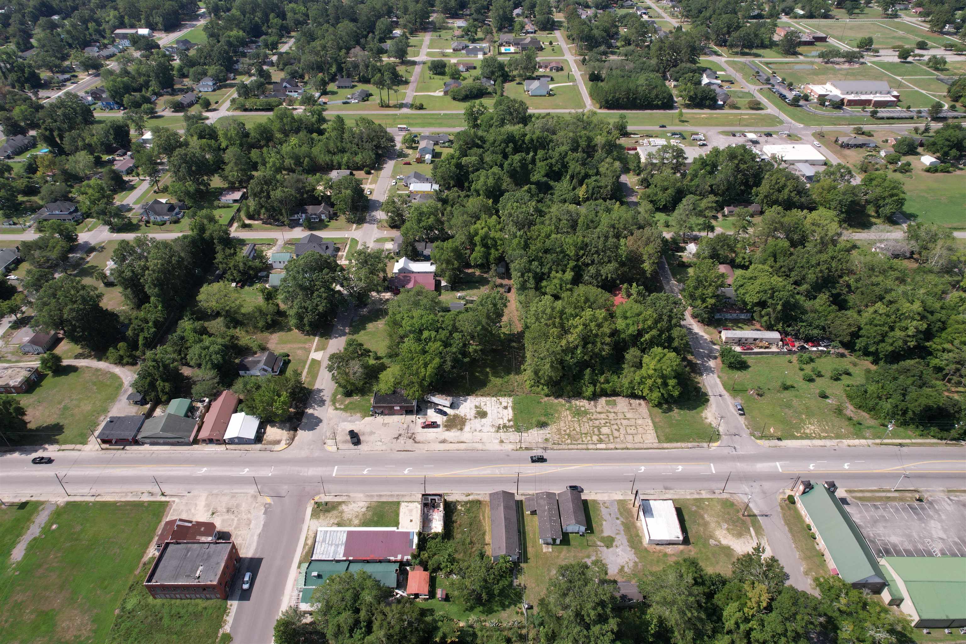 201 W Main St. Property Photo 5