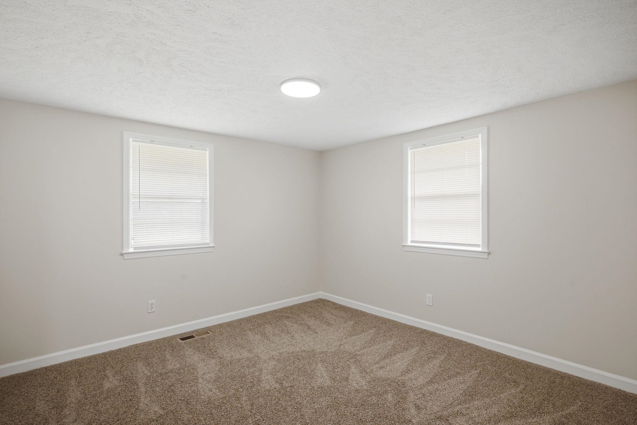 2101 Housand Loop Property Photo 14