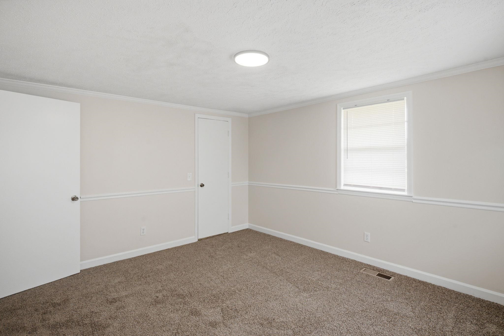 2101 Housand Loop Property Photo 18