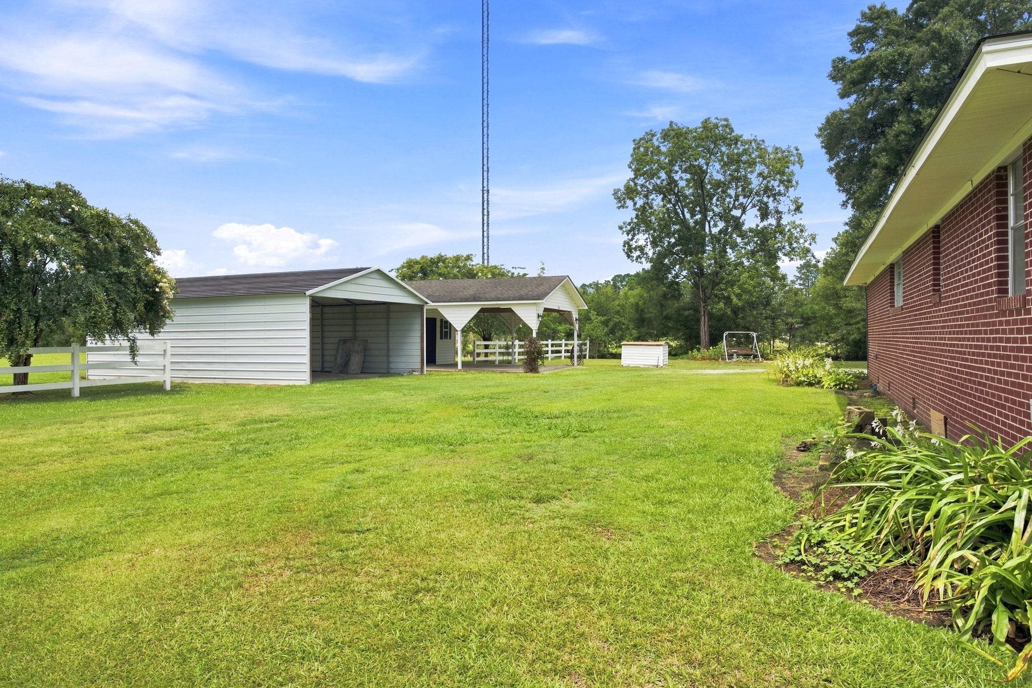 2101 Housand Loop Property Photo 38