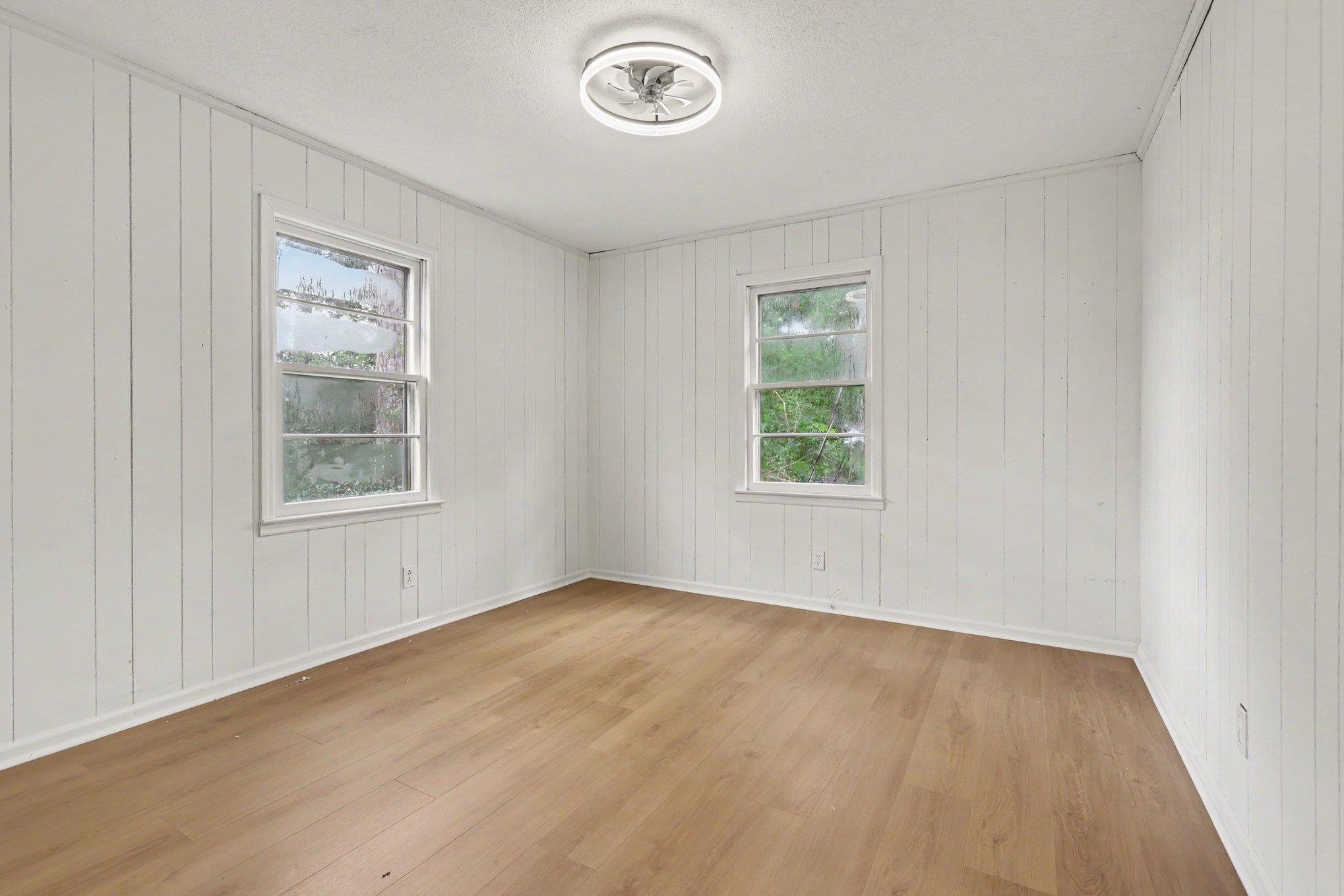 2405 S Island Rd. Property Photo 23