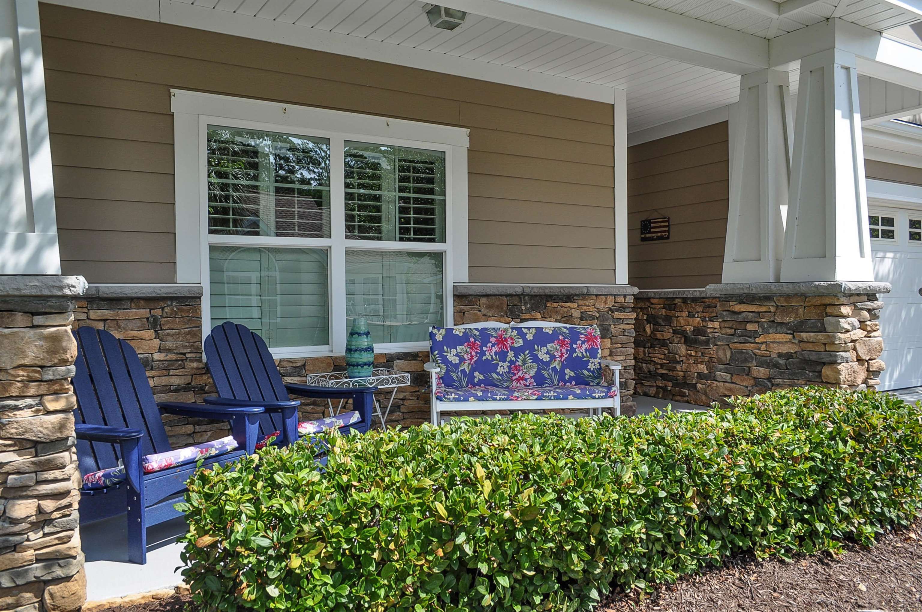 339 Arlington Circle Property Photo 4
