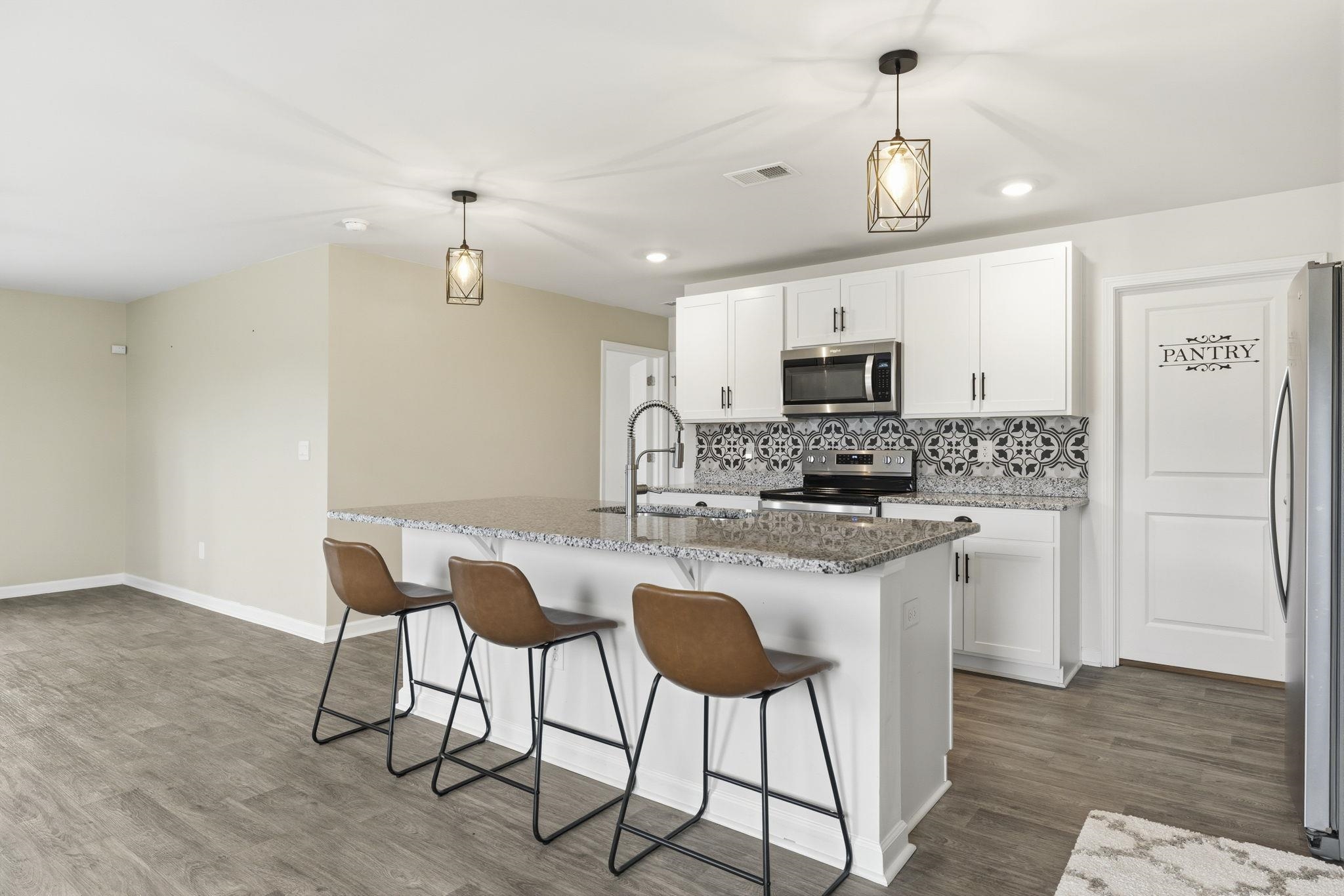 901 Corn Husk Loop Property Photo 7