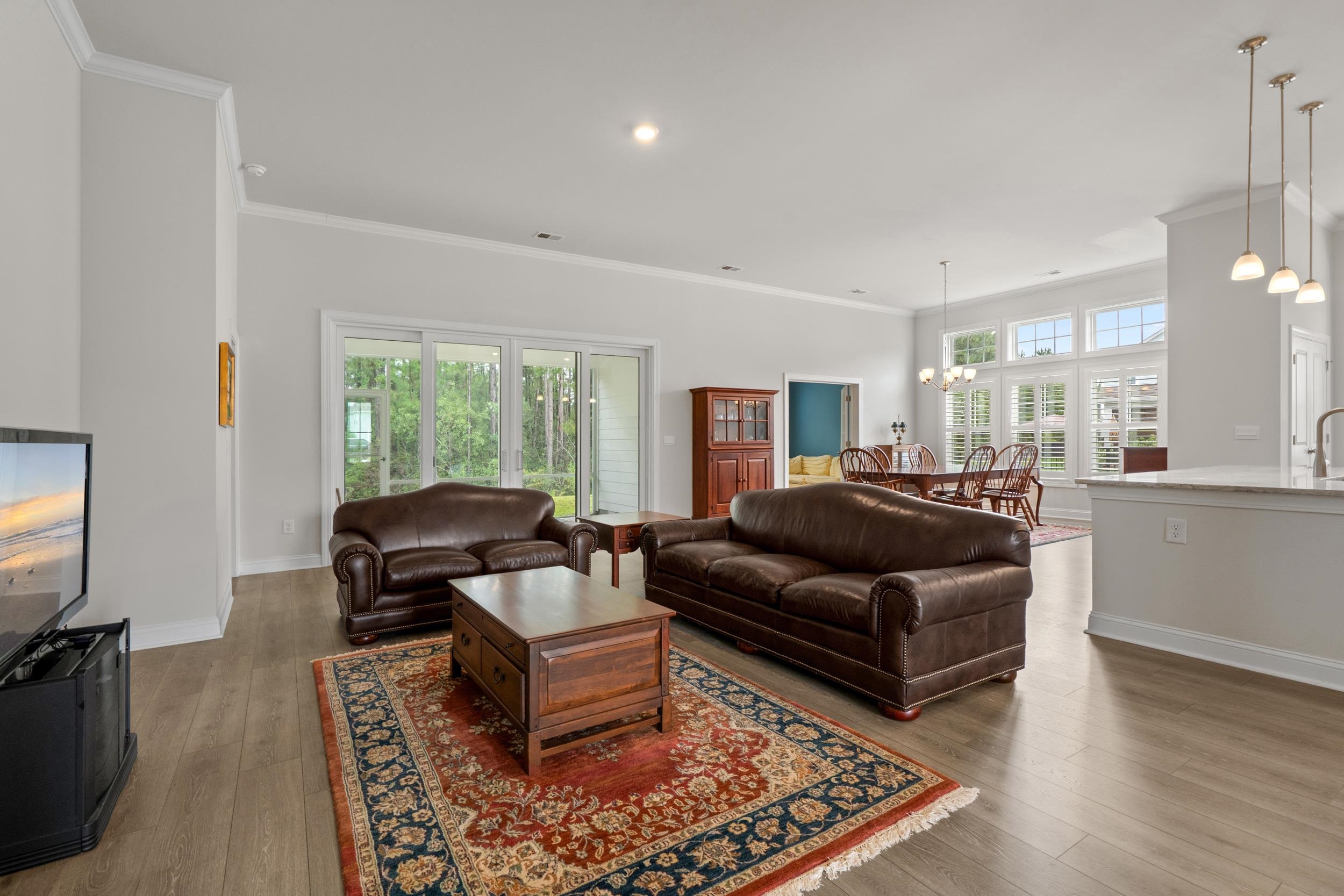 1516 Silver Grass Ct. Property Photo 7