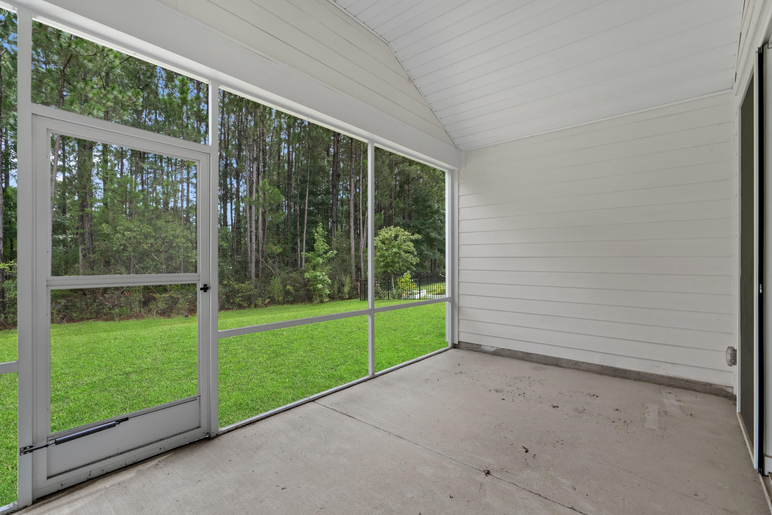 1516 Silver Grass Ct. Property Photo 33