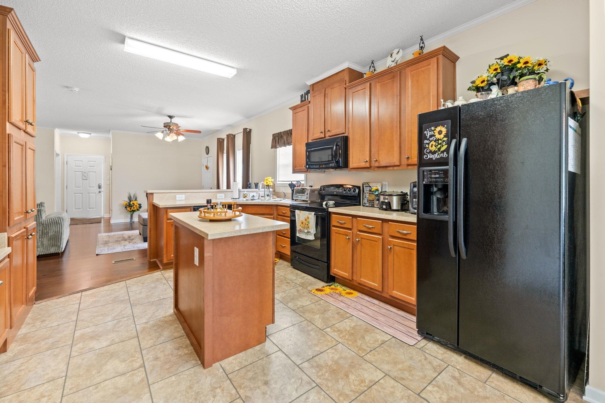 983 Jamestown Rd. Property Photo 8