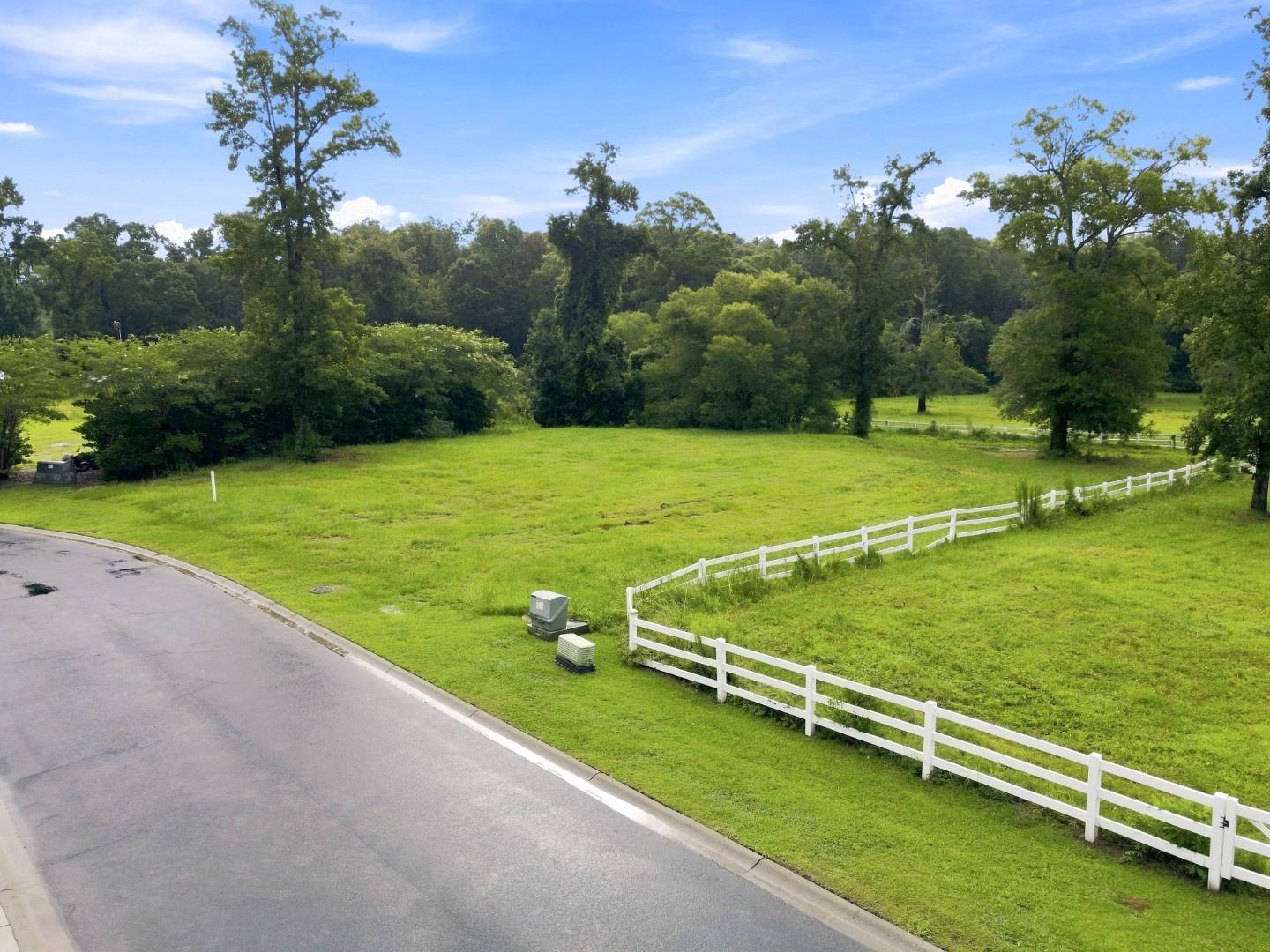 107 Triple Crown Ct. Property Photo 1