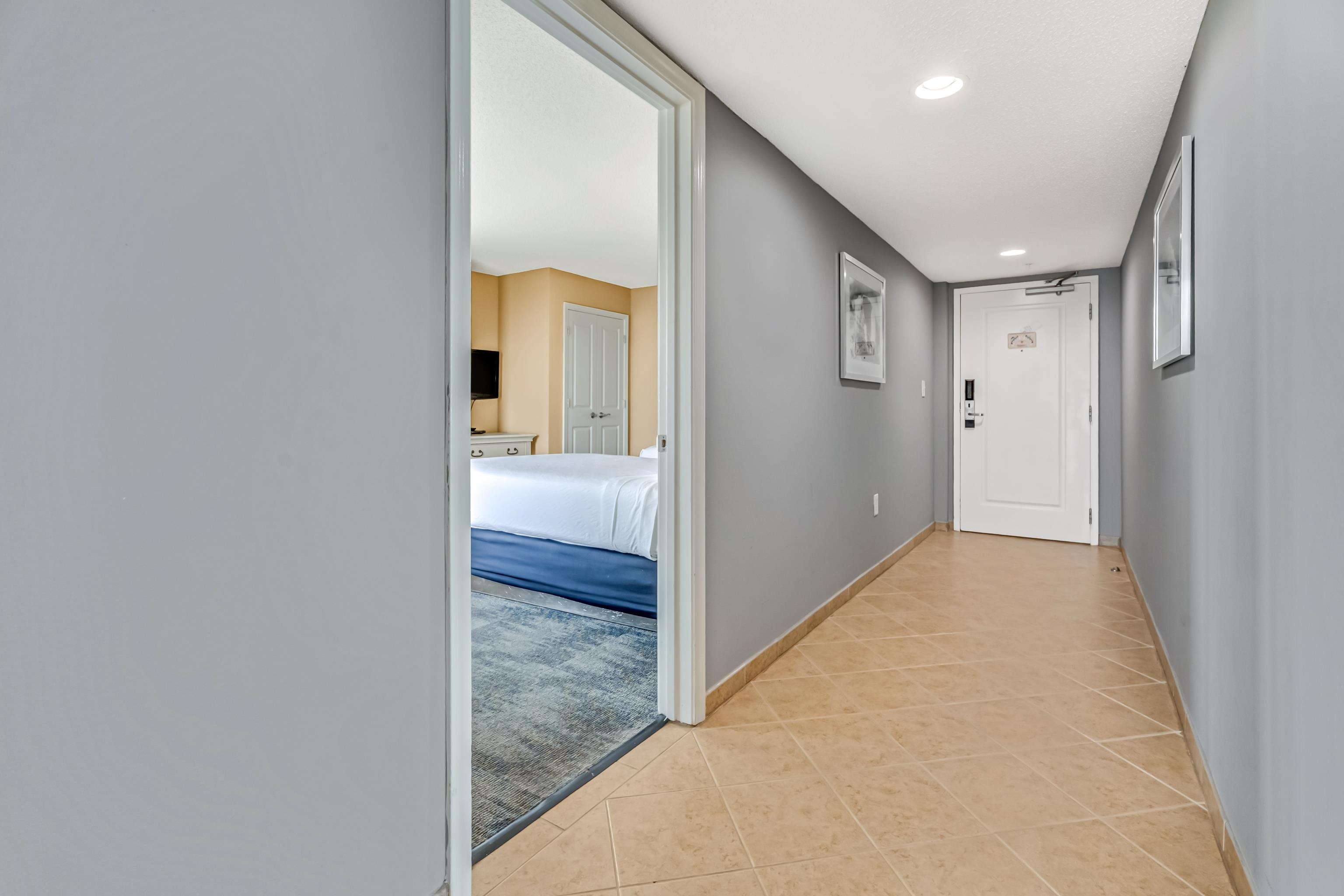 300 N Ocean Blvd. Property Photo 4