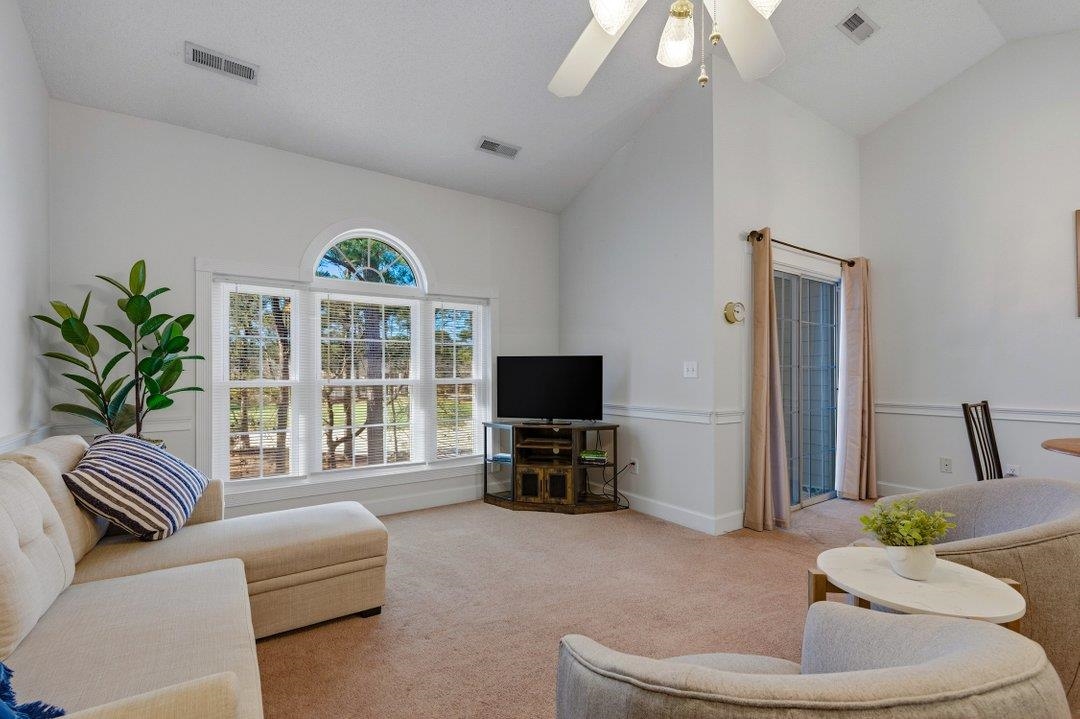674 Riverwalk Dr. Property Photo 6