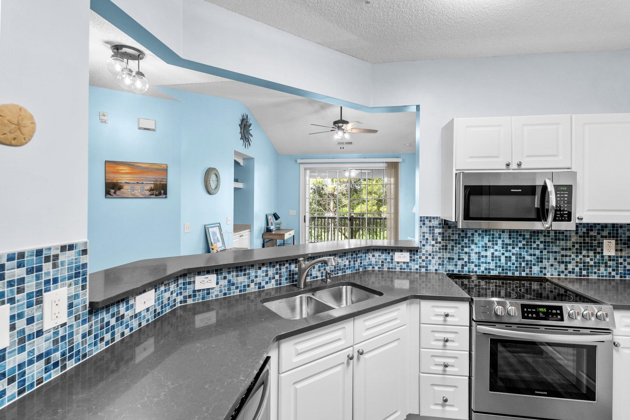 6203 Catalina Dr. Property Photo 23