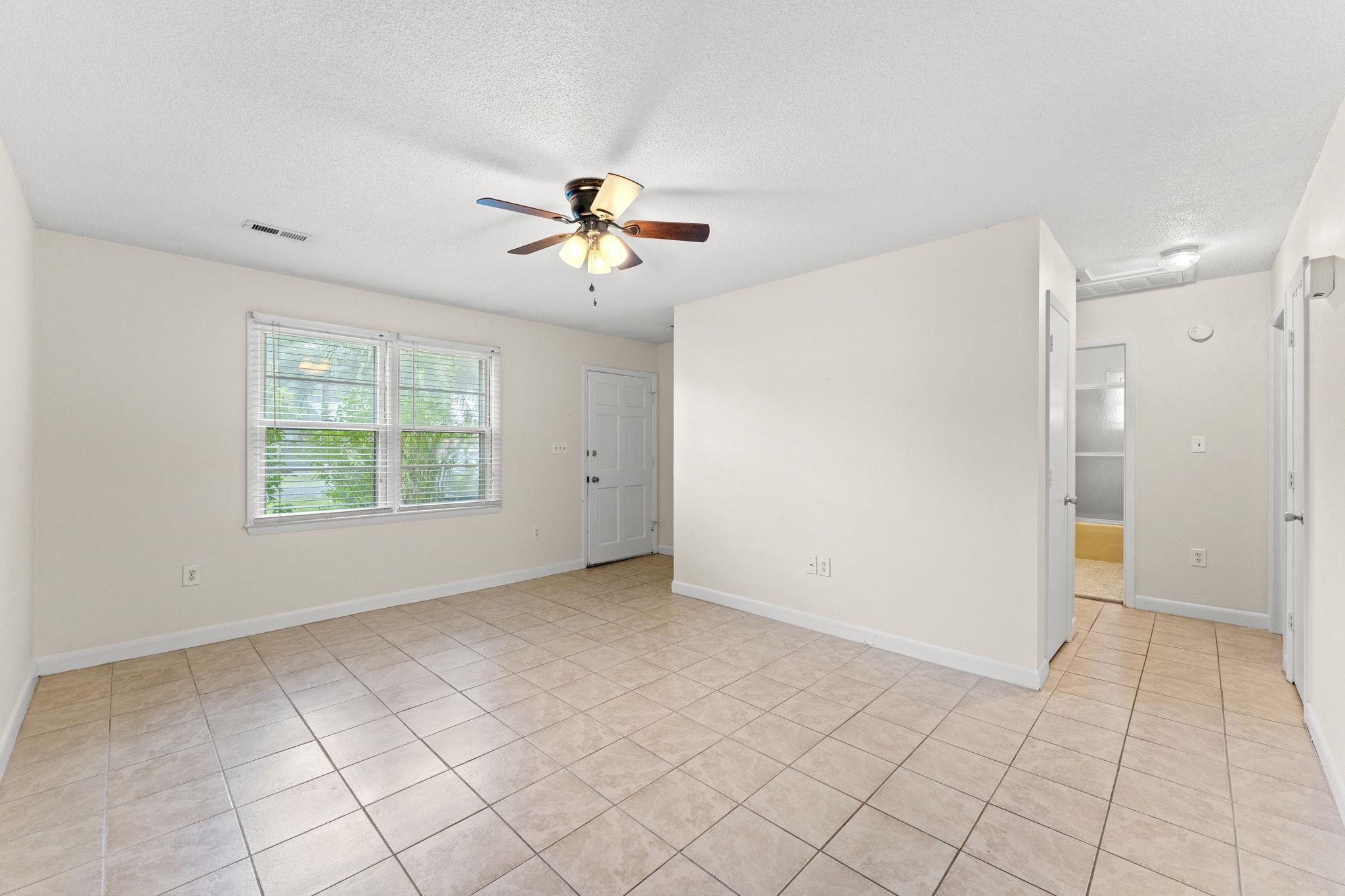 1019 Bay Rd. Property Photo 7