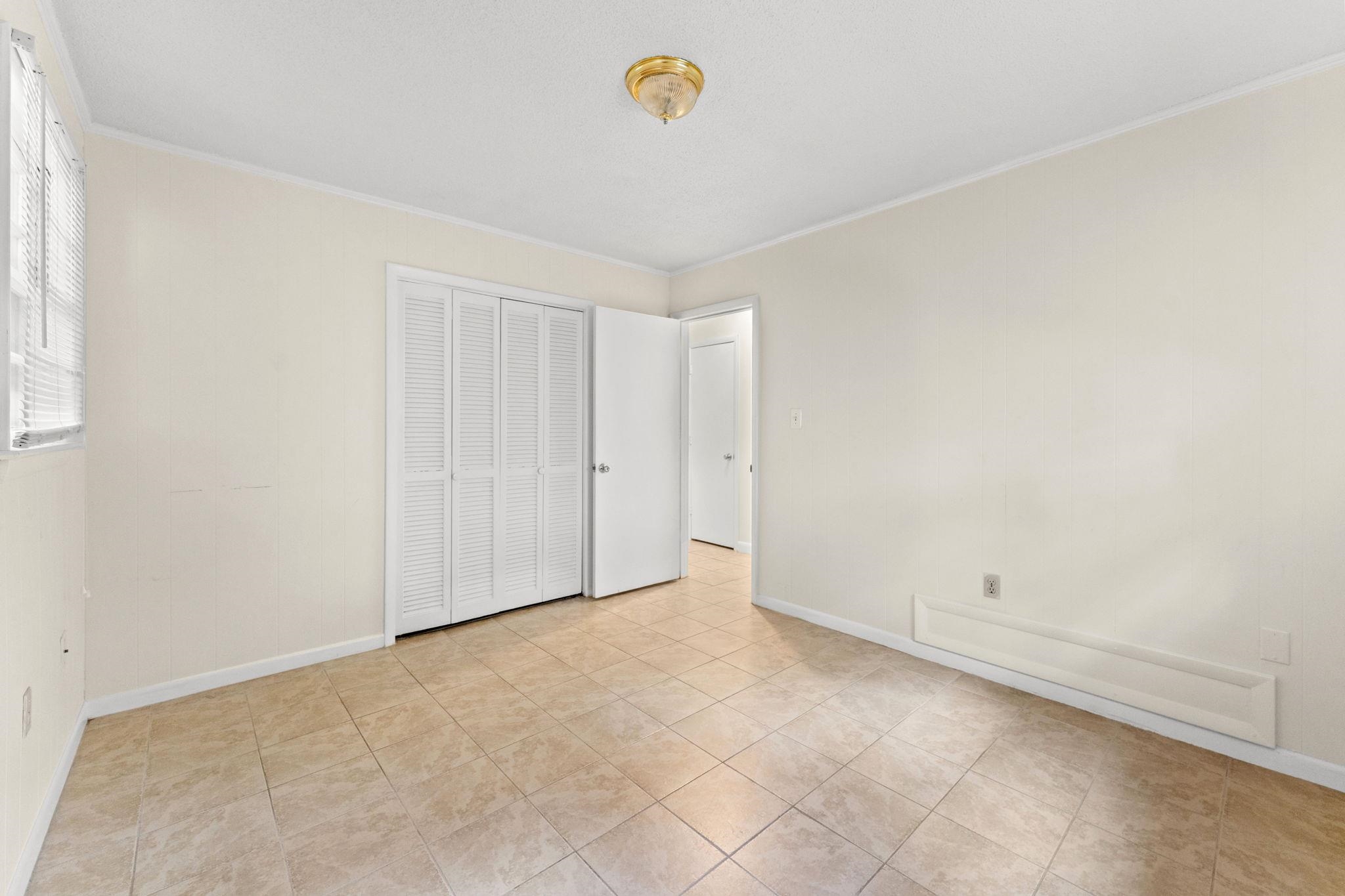 1019 Bay Rd. Property Photo 13