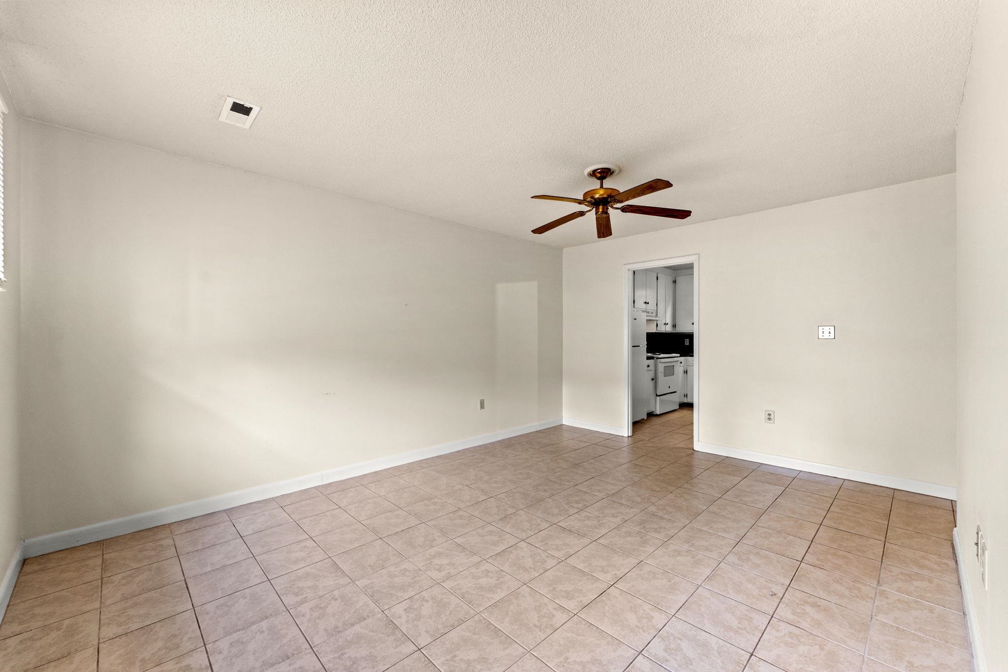 1019 Bay Rd. Property Photo 17