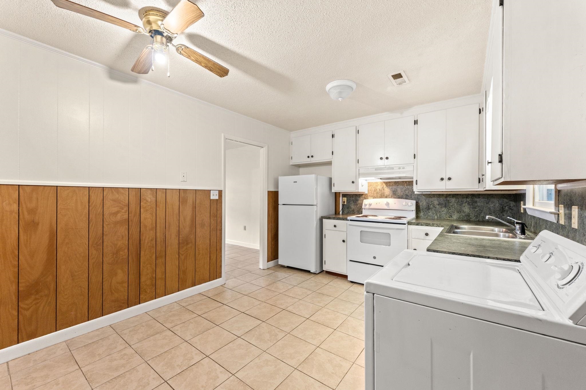 1019 Bay Rd. Property Photo 22