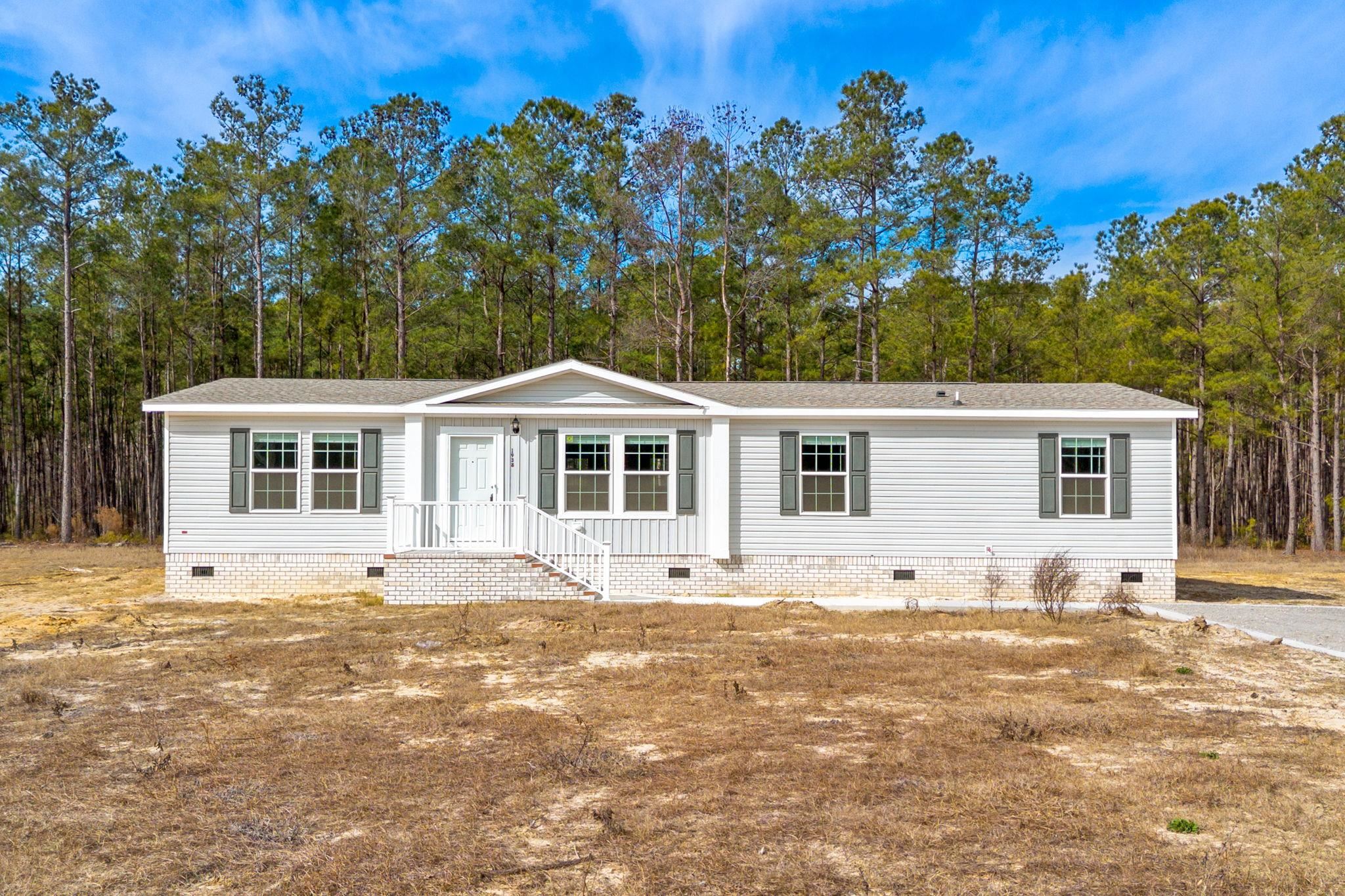 1938 Goose Bay Rd. Property Photo 1