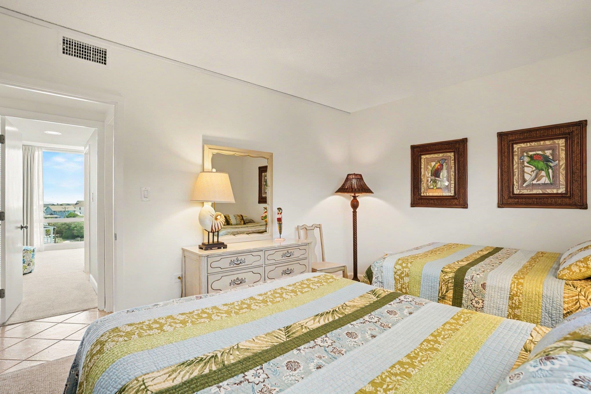 423 Parker Dr. Property Photo 22