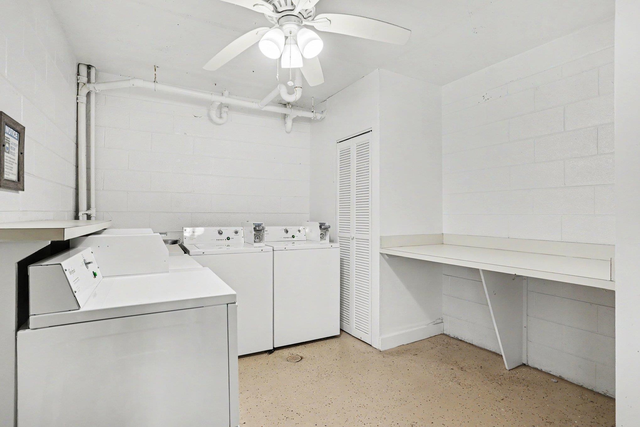 423 Parker Dr. Property Photo 26