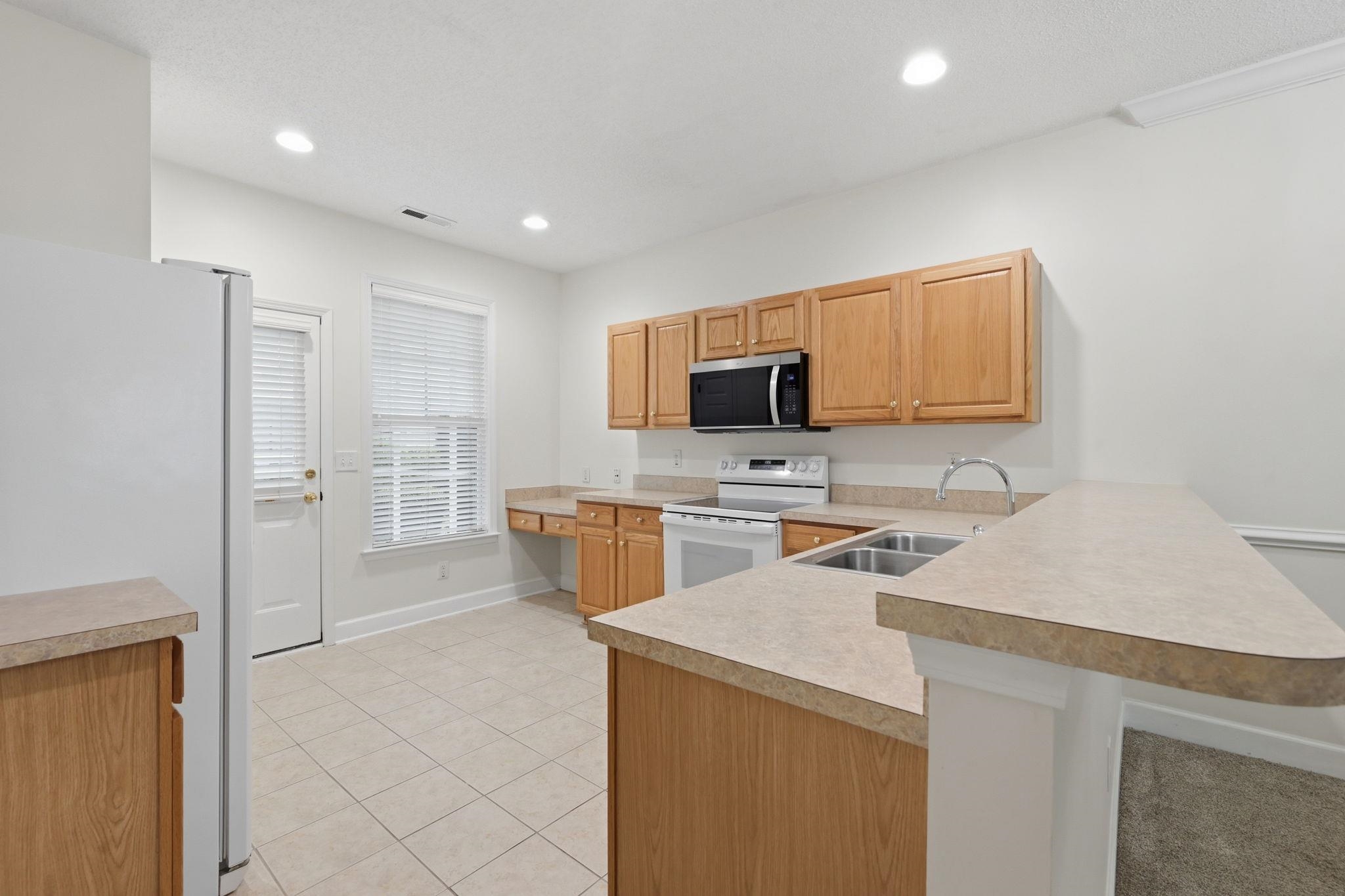 123 Coldstream Cove Loop Property Photo 16