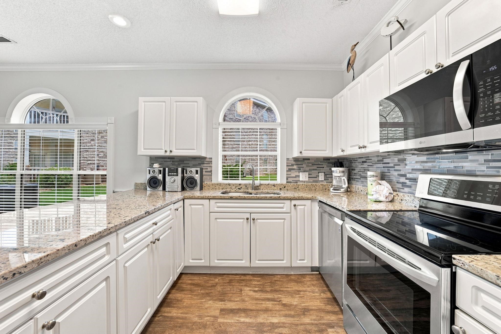 4681 Wild Iris Dr. Property Photo 7