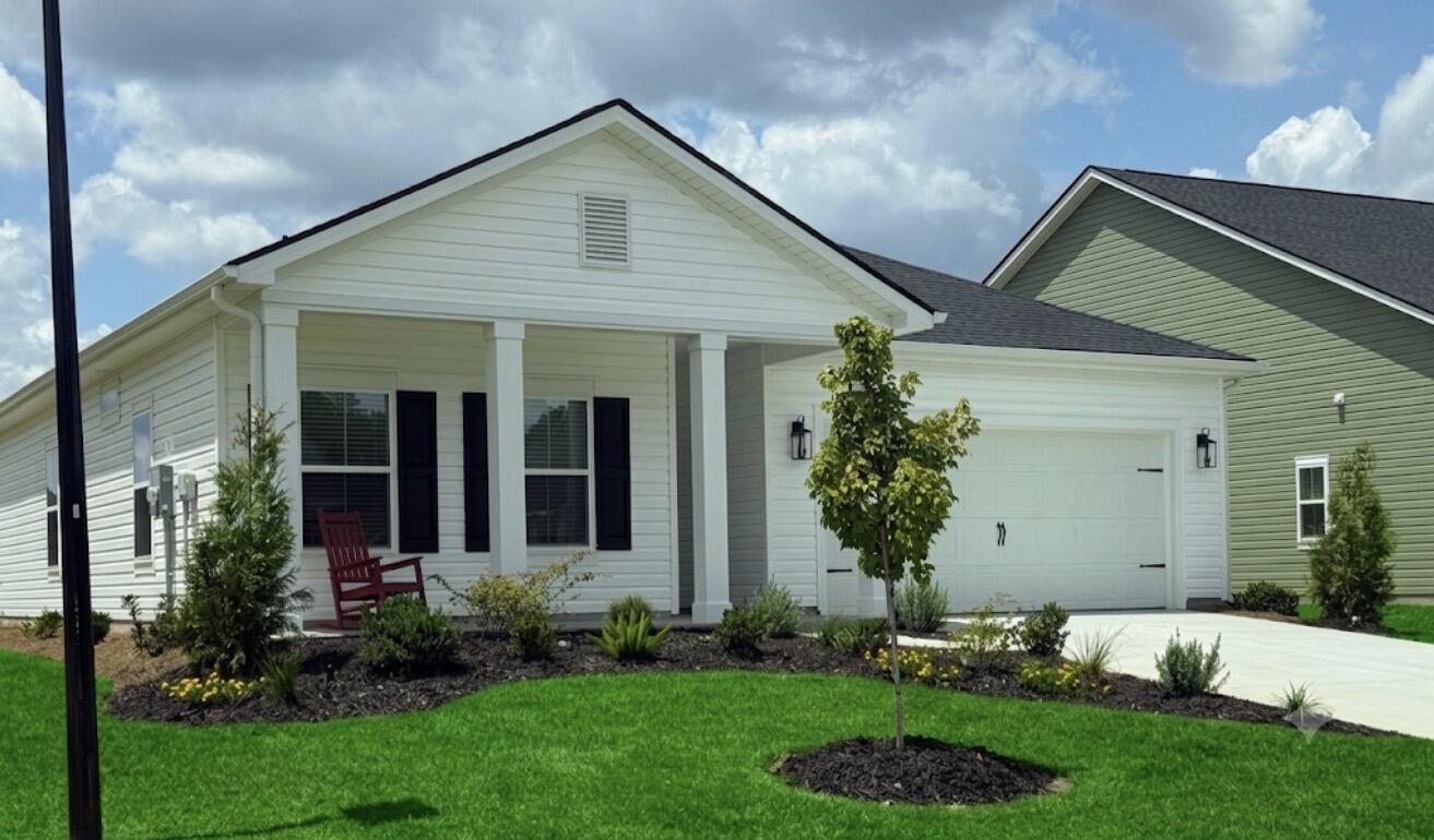 413 Sea Breeze Way Property Photo 2