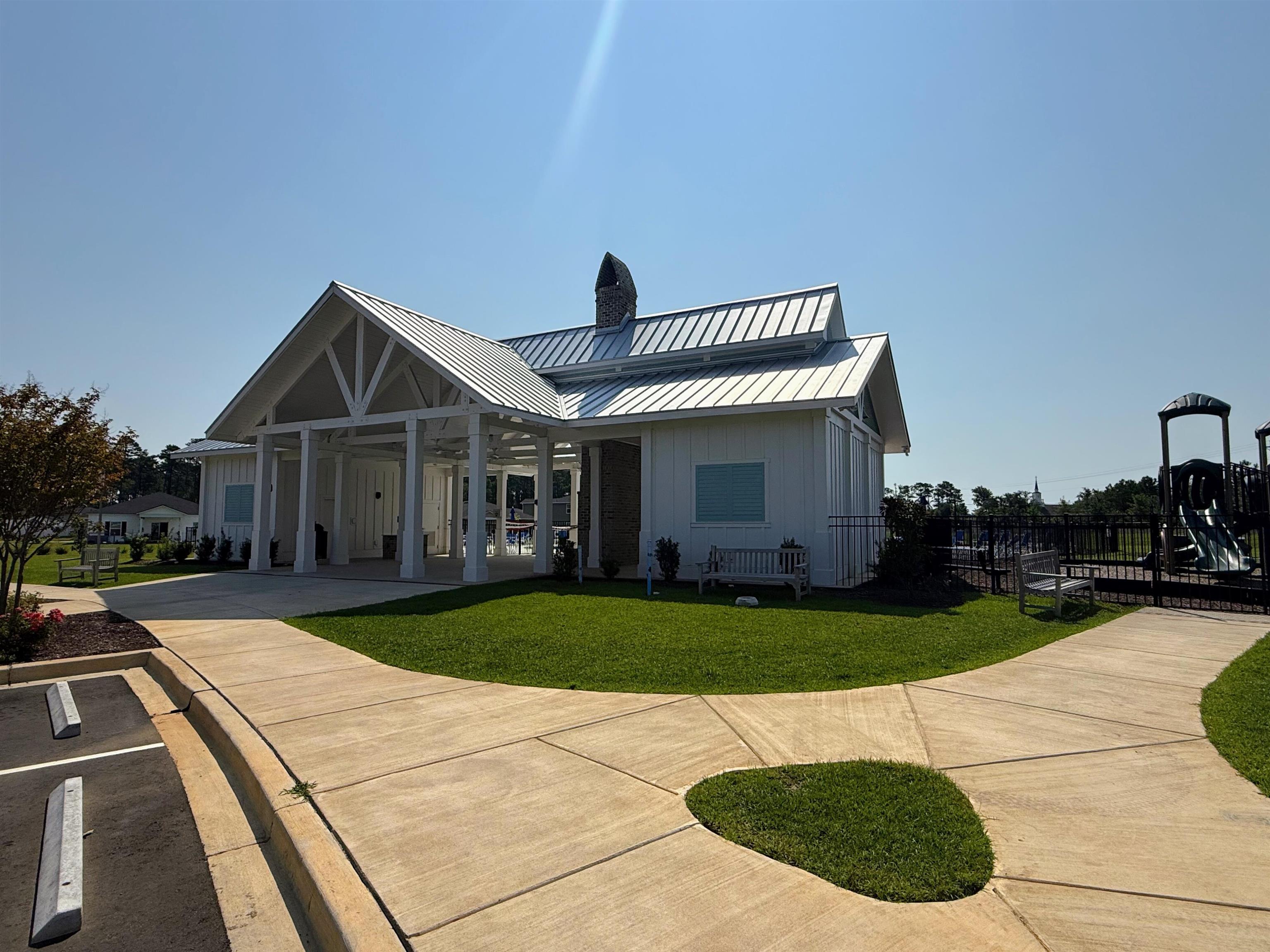 413 Sea Breeze Way Property Photo 32