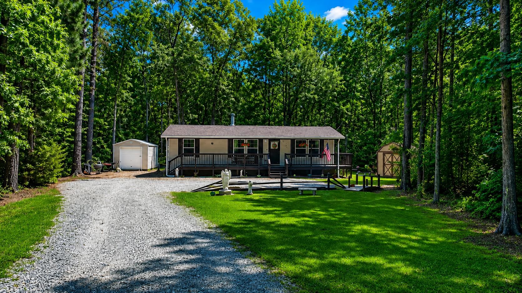 109 Bunyan Ln.