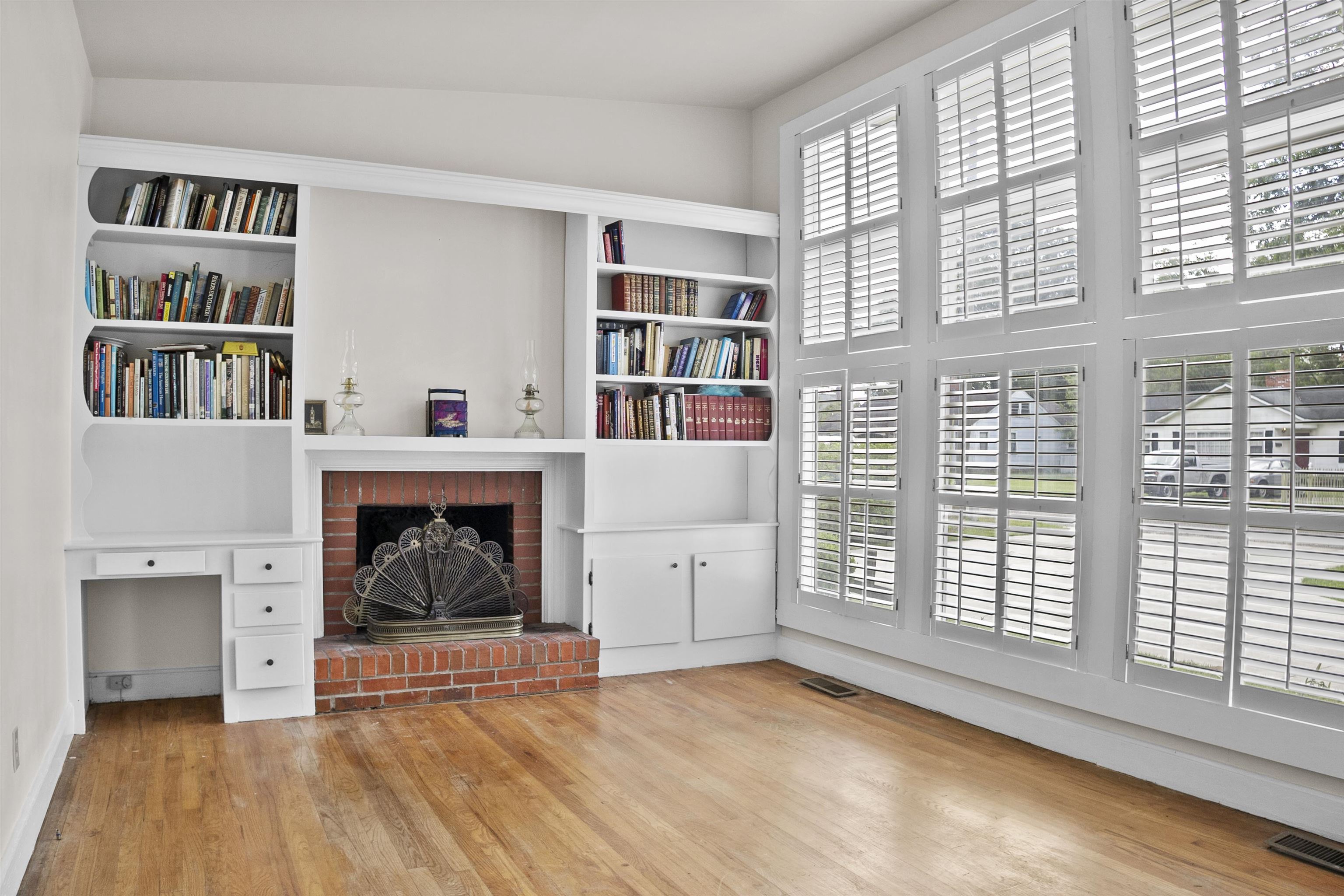 209 Melrose Ave. Property Photo 7