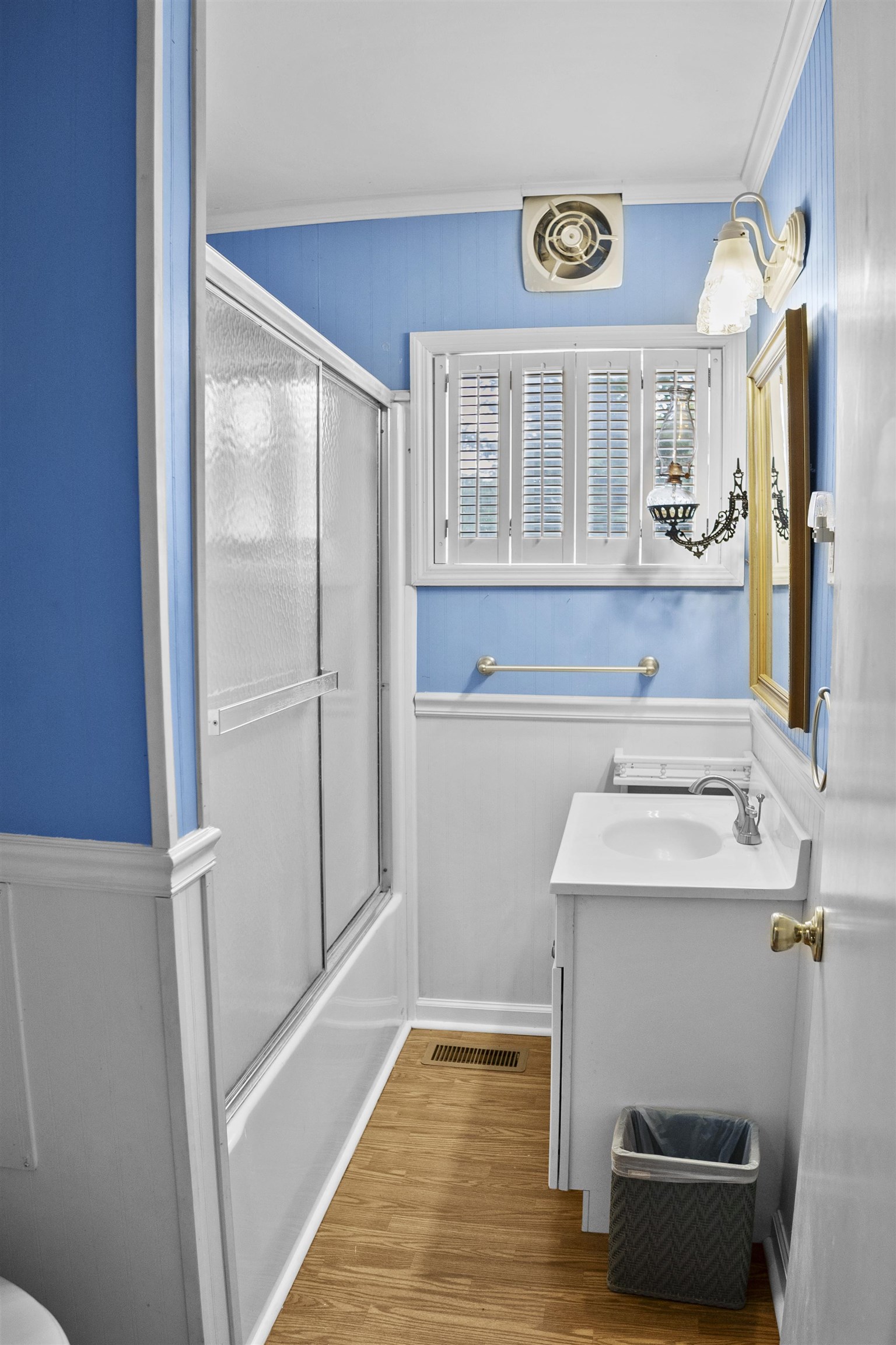 209 Melrose Ave. Property Photo 15