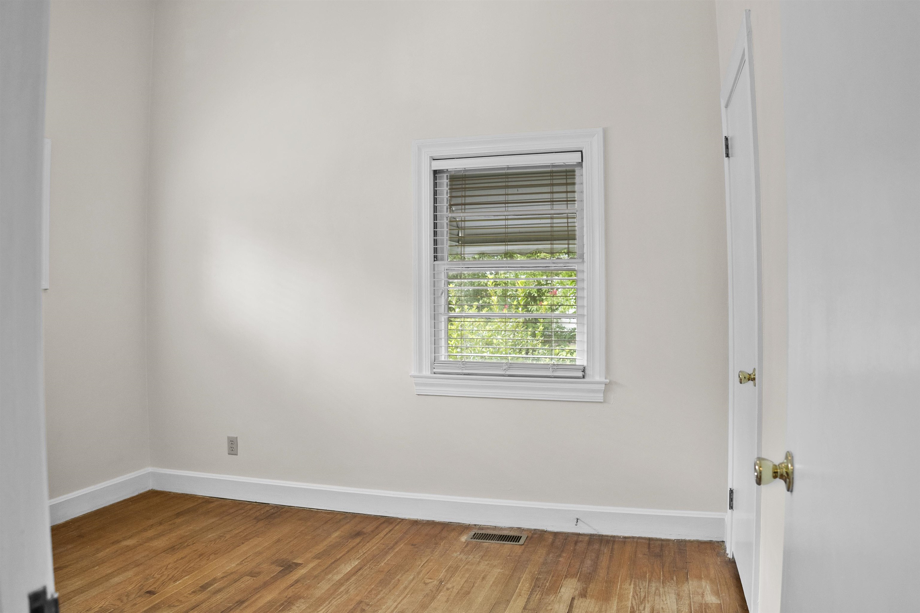 209 Melrose Ave. Property Photo 16