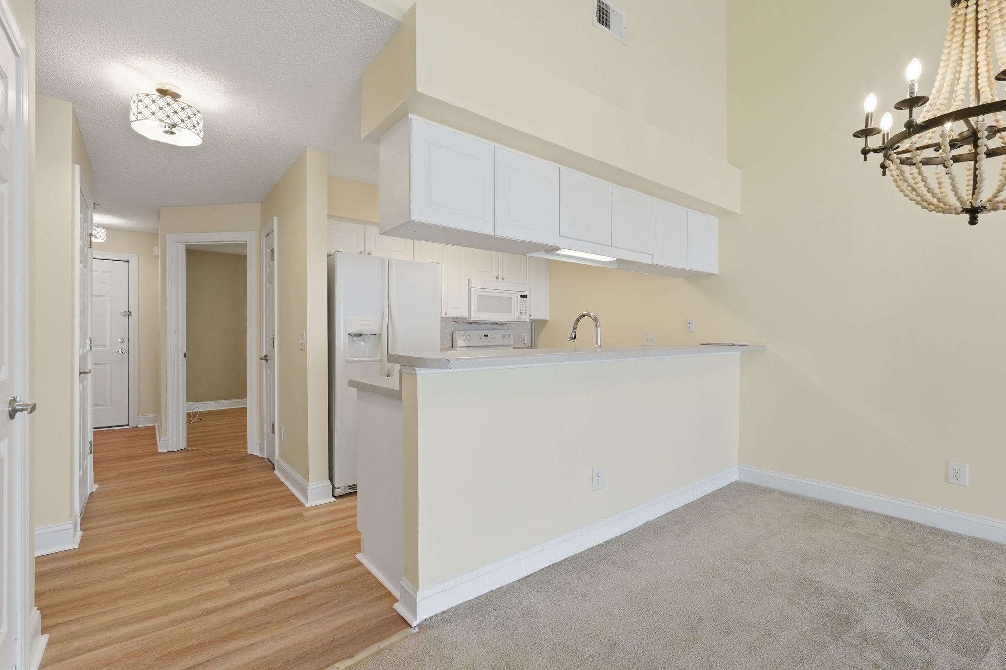 627 Woodmoor Dr. Property Photo 17