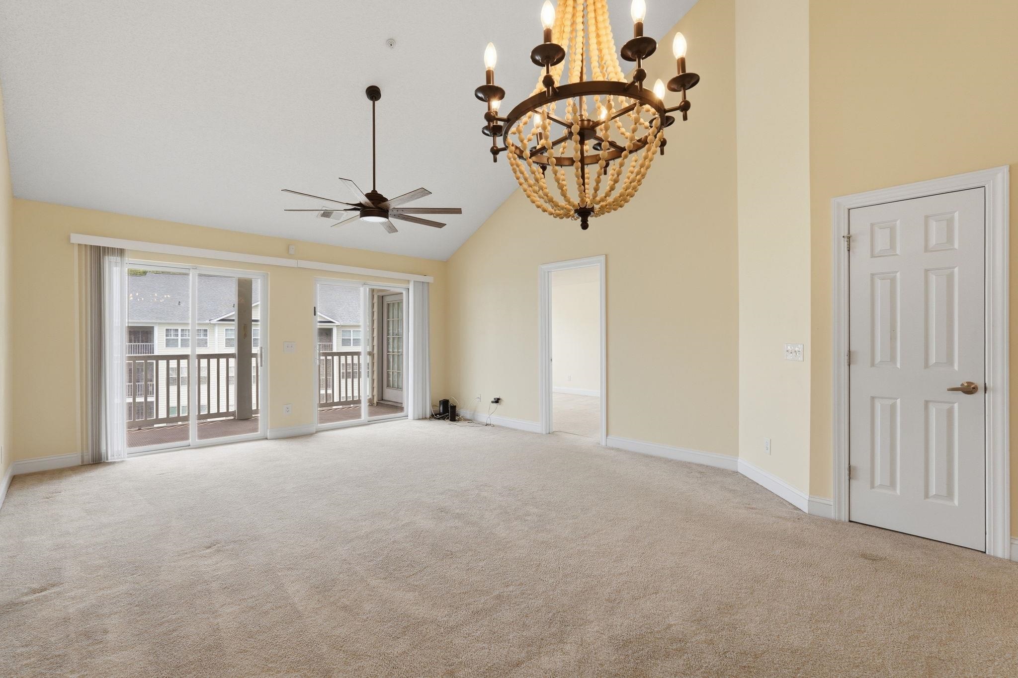 627 Woodmoor Dr. Property Photo 18